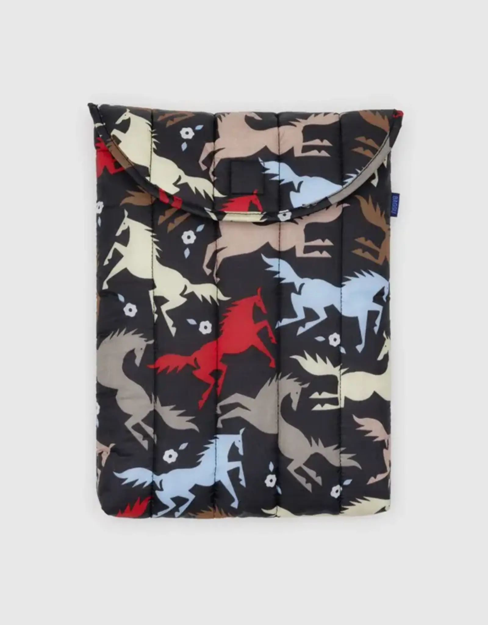 BAGGU Puffy Laptop Sleeve - Horse Cut-Outs