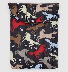 BAGGU Puffy Laptop Sleeve 16" - Horse Cut-Outs