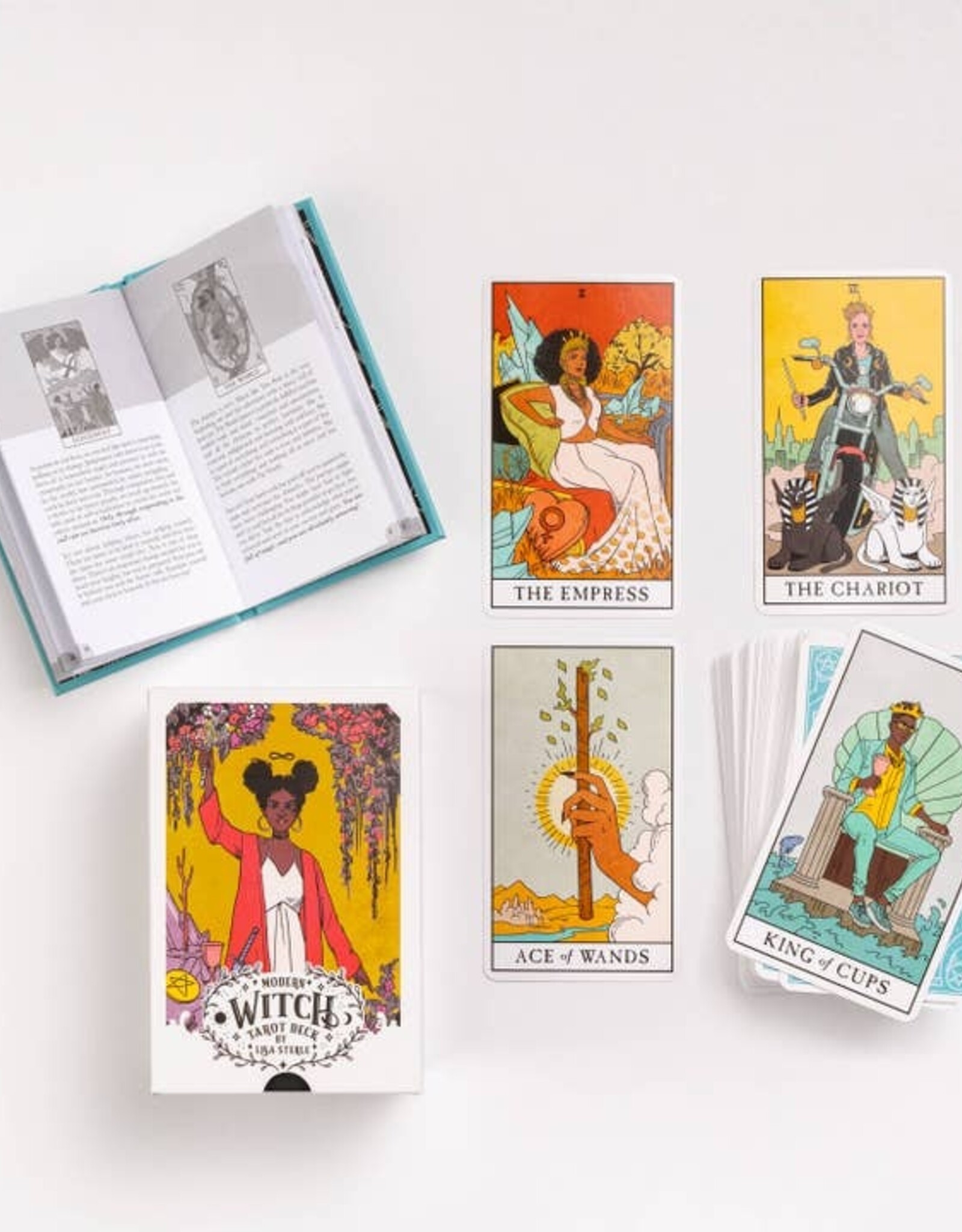 hachette Tarot Deck - Modern Witch