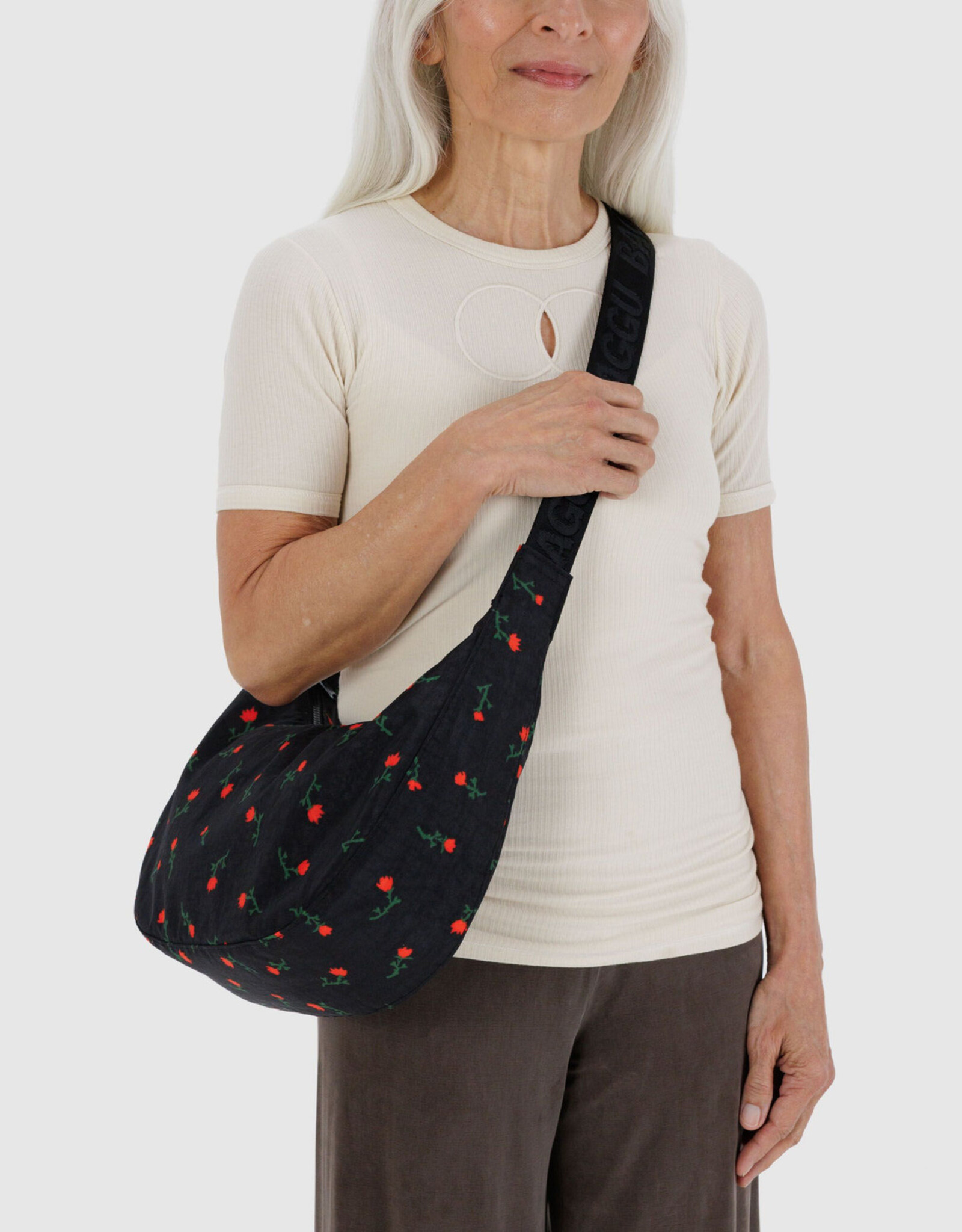 BAGGU Crescent Bag - Medium: Painted Wildflower