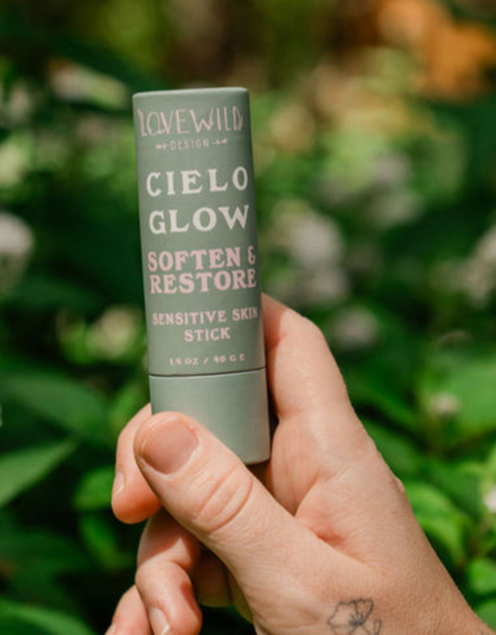 Love Wild Design Moisturizing Stick - Sensitive Skin Cielo Glow