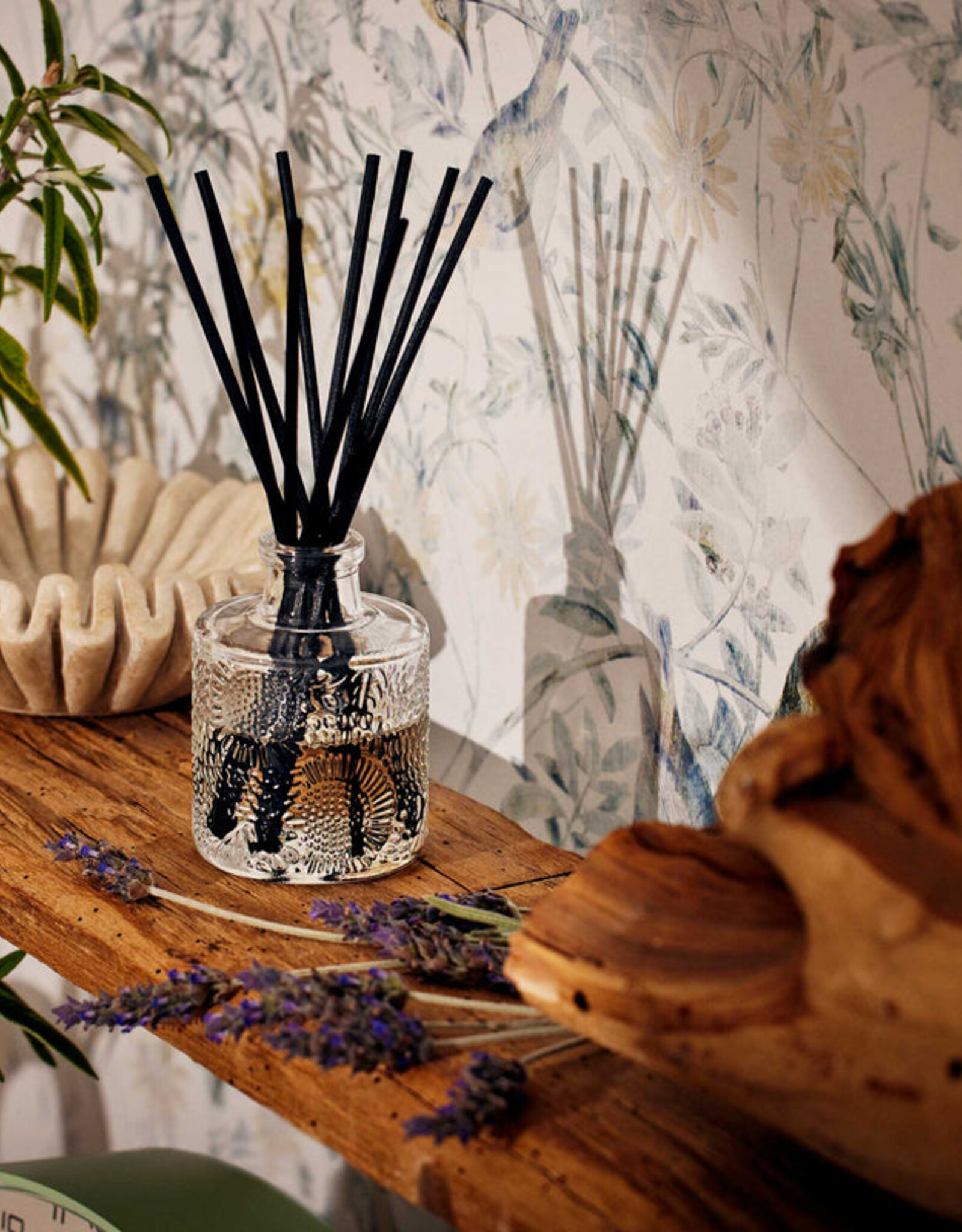 Voluspa Reed Diffuser - Voluspa French Cade & Lavender:  3.4oz