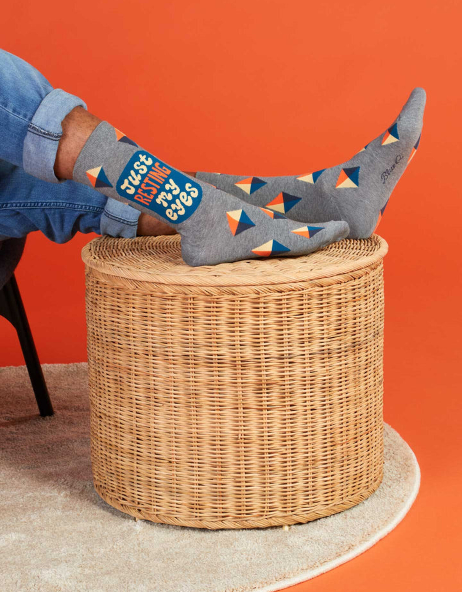 Blue Q Socks - Men's Crew: Resting My Eyes