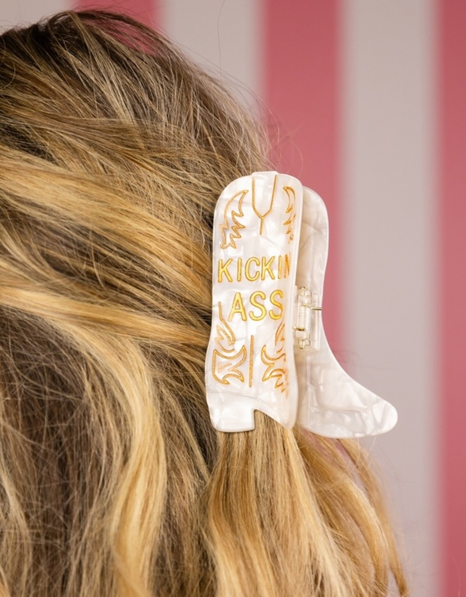 Chez Gagné Hair Claw - Kickin Ass