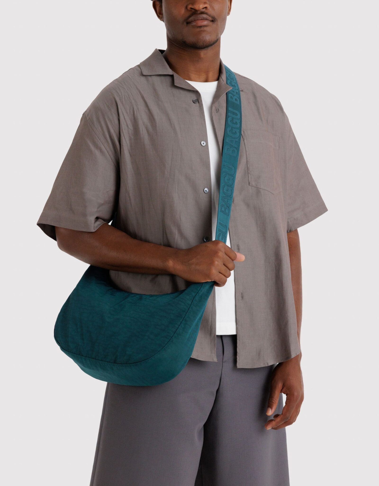 BAGGU Crescent Bag - Medium:  Deep Sea