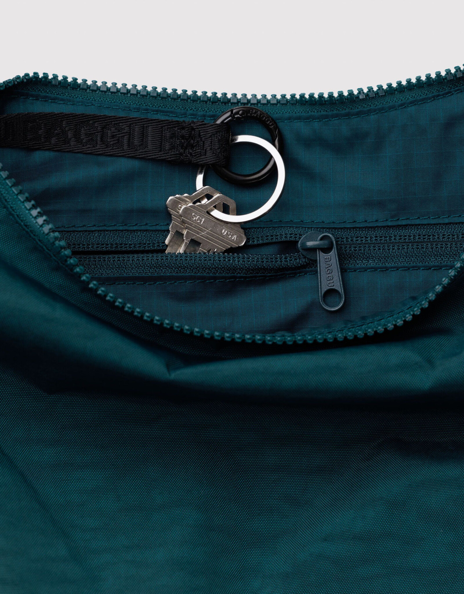 BAGGU Crescent Bag - Medium:  Deep Sea