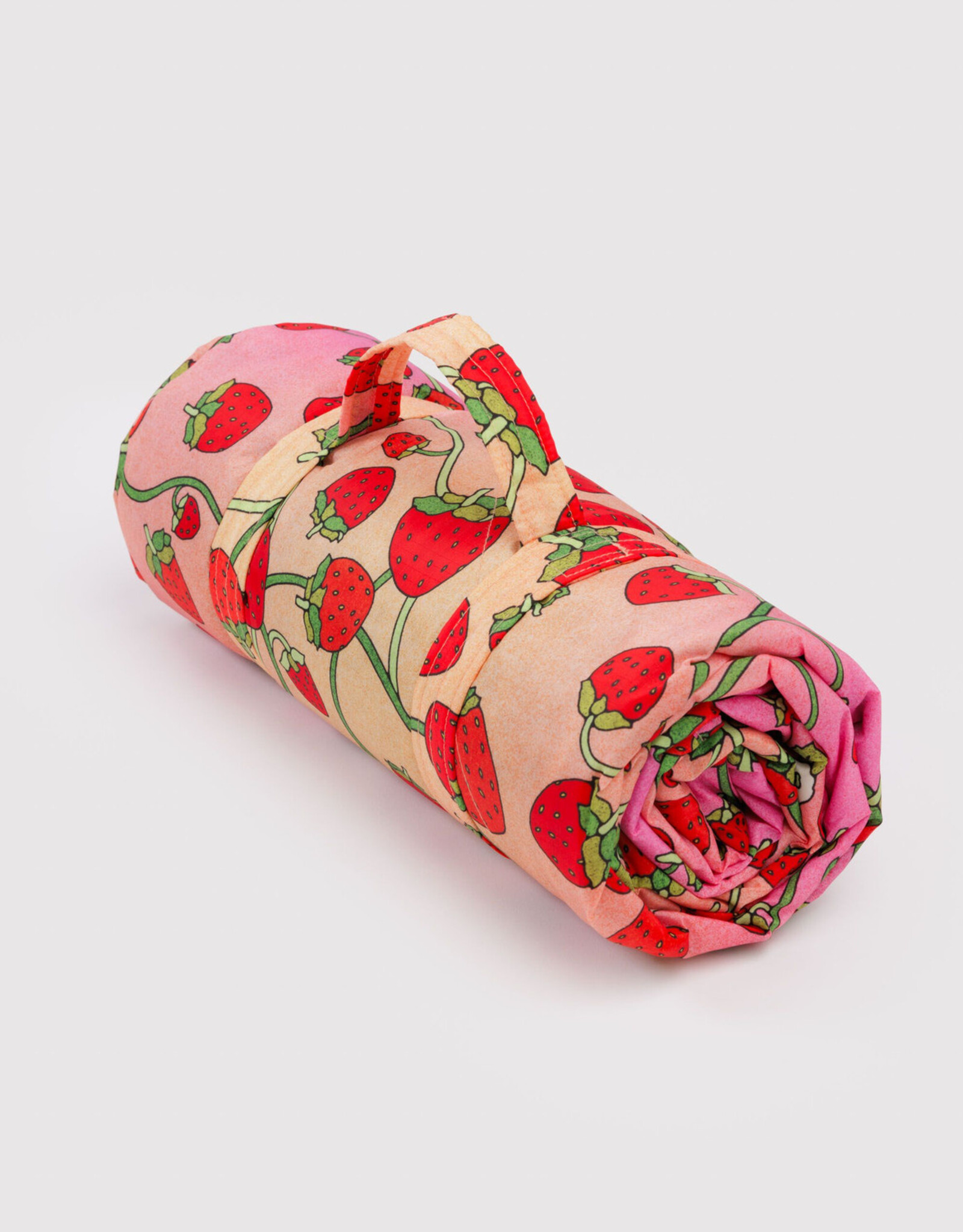 BAGGU Puffy Picnic Blanket - Strawberry Blossom