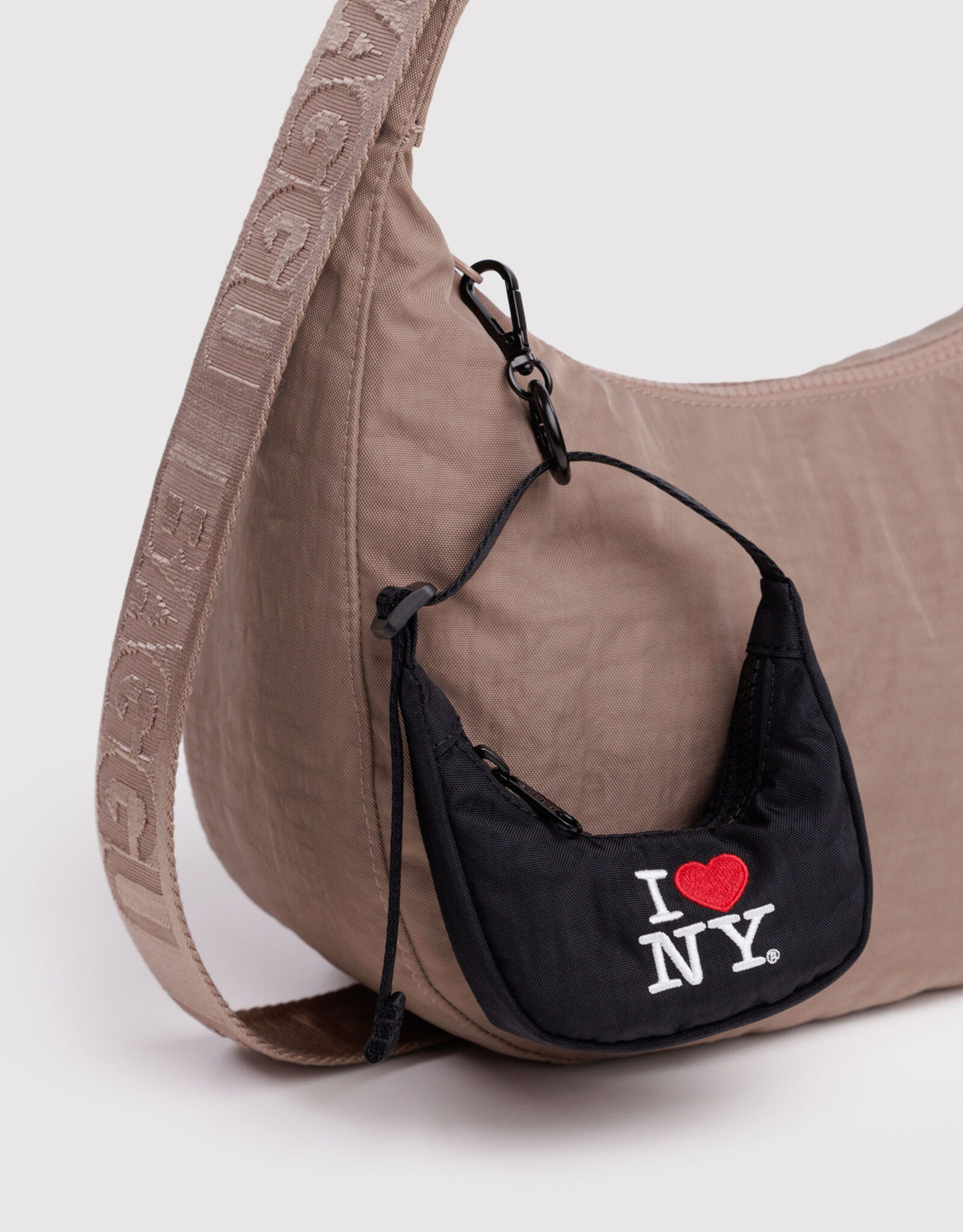 BAGGU Bag Charm - Mini Crescent Bag: I Love NY