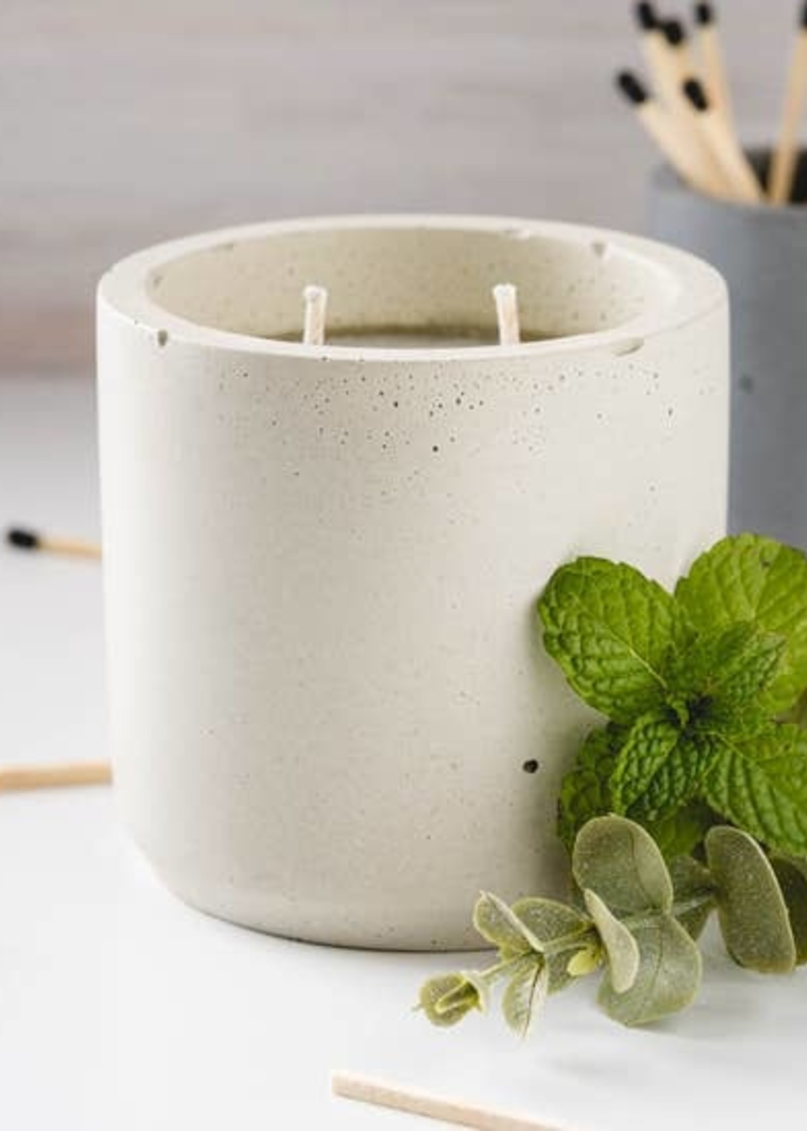 LeBLANC finds Peppermint and Eucalyptus Candle , Natural colour