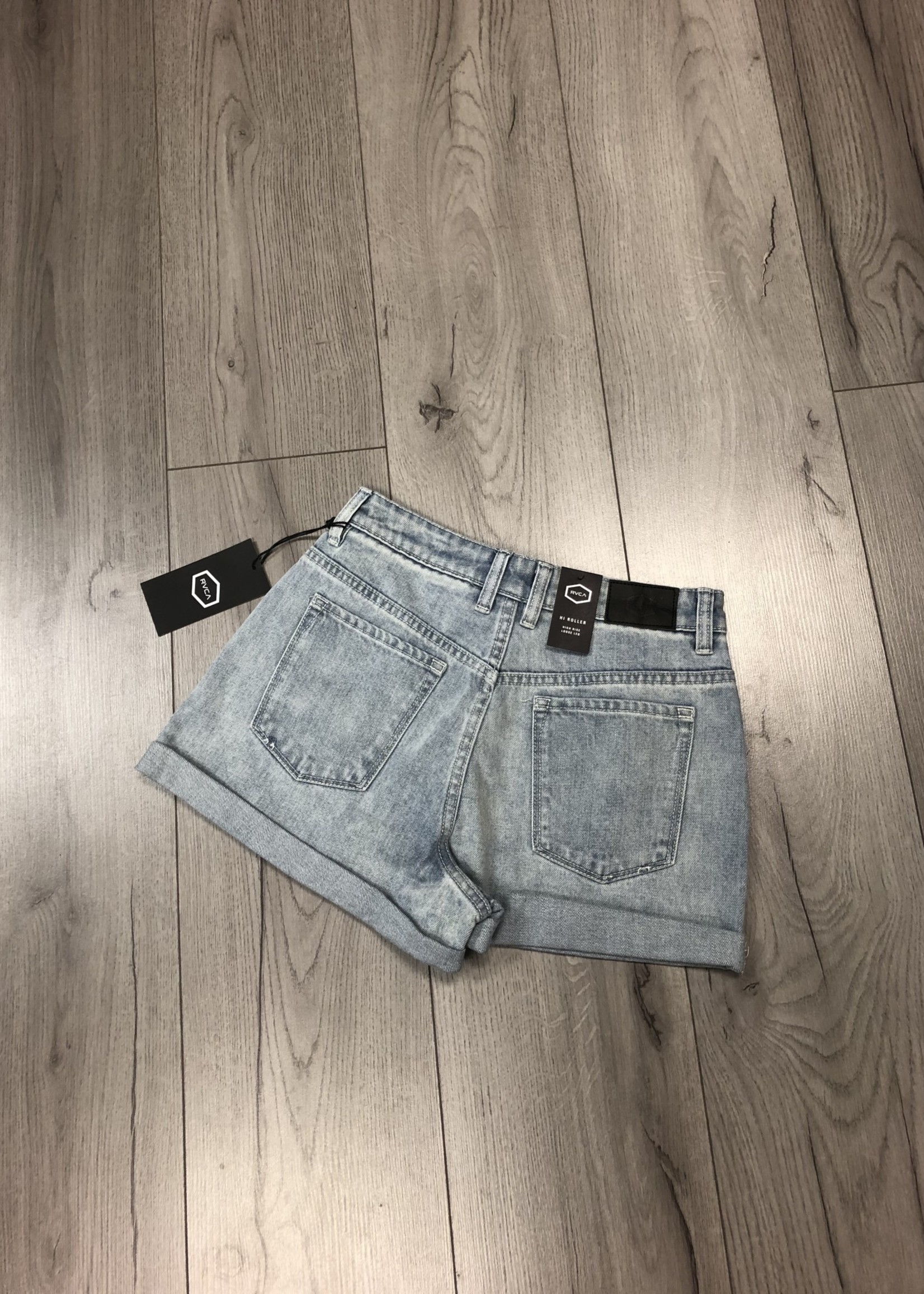 RVCA HIGH ROLLER Denim short, also available in a different shade