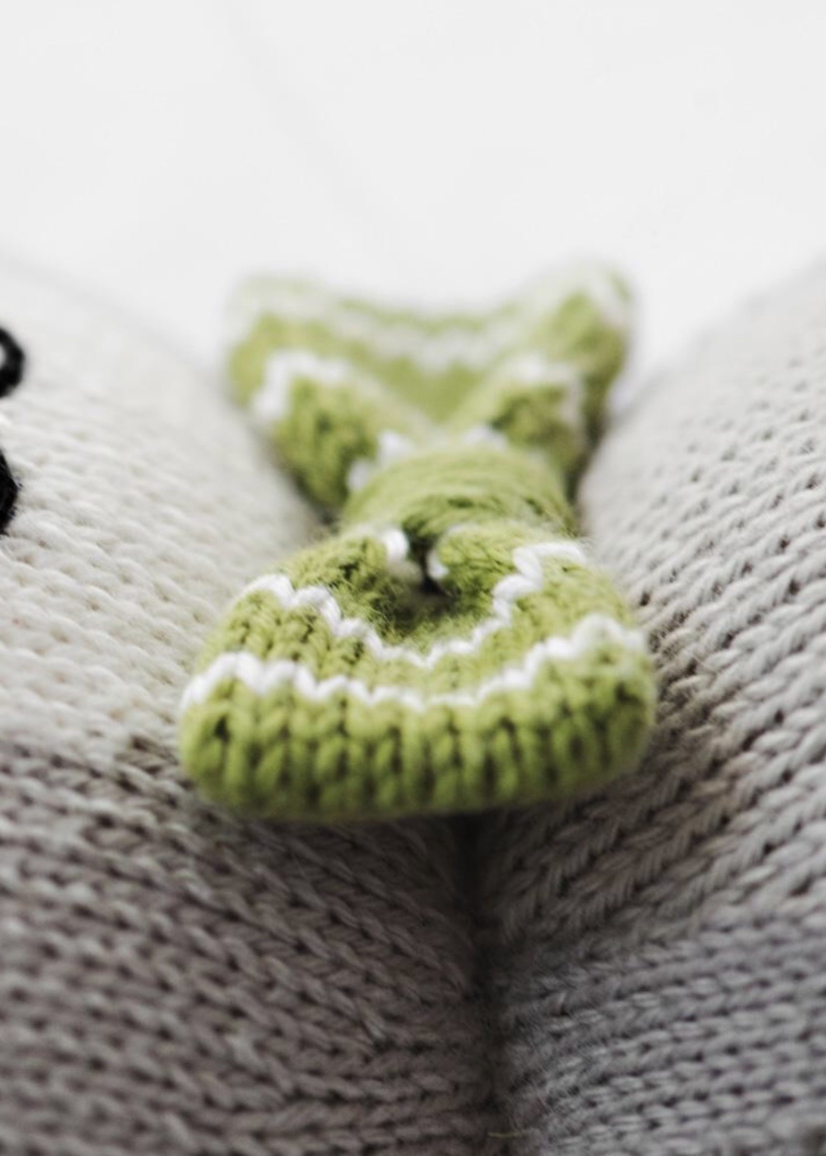 cuddle + kind Noah the dog, 20"