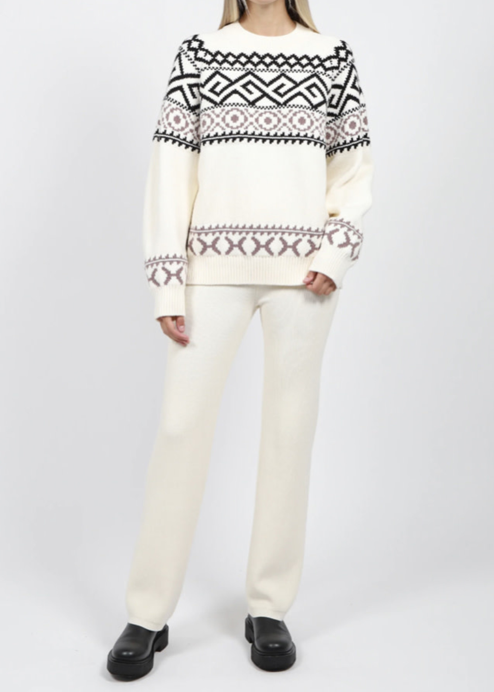 BRUNETTE  the label The Fair Isle Knit Sweater