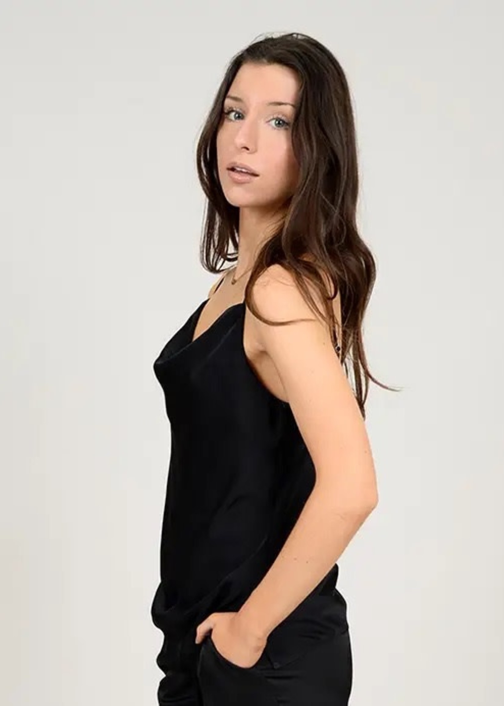 RD STYLE Coline Satin Cowl Tank