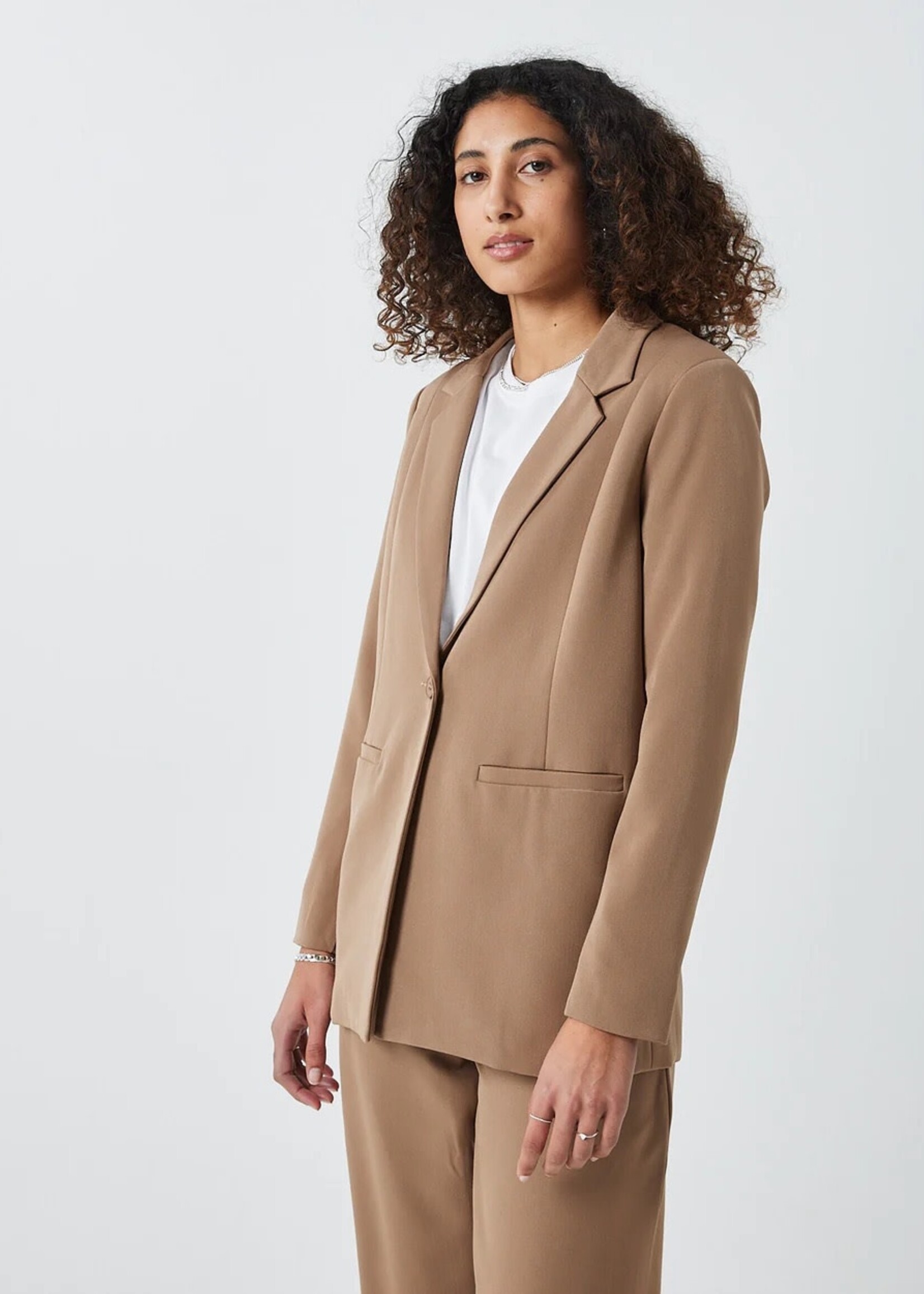 MINIMUM TARA 2.0 BLAZER