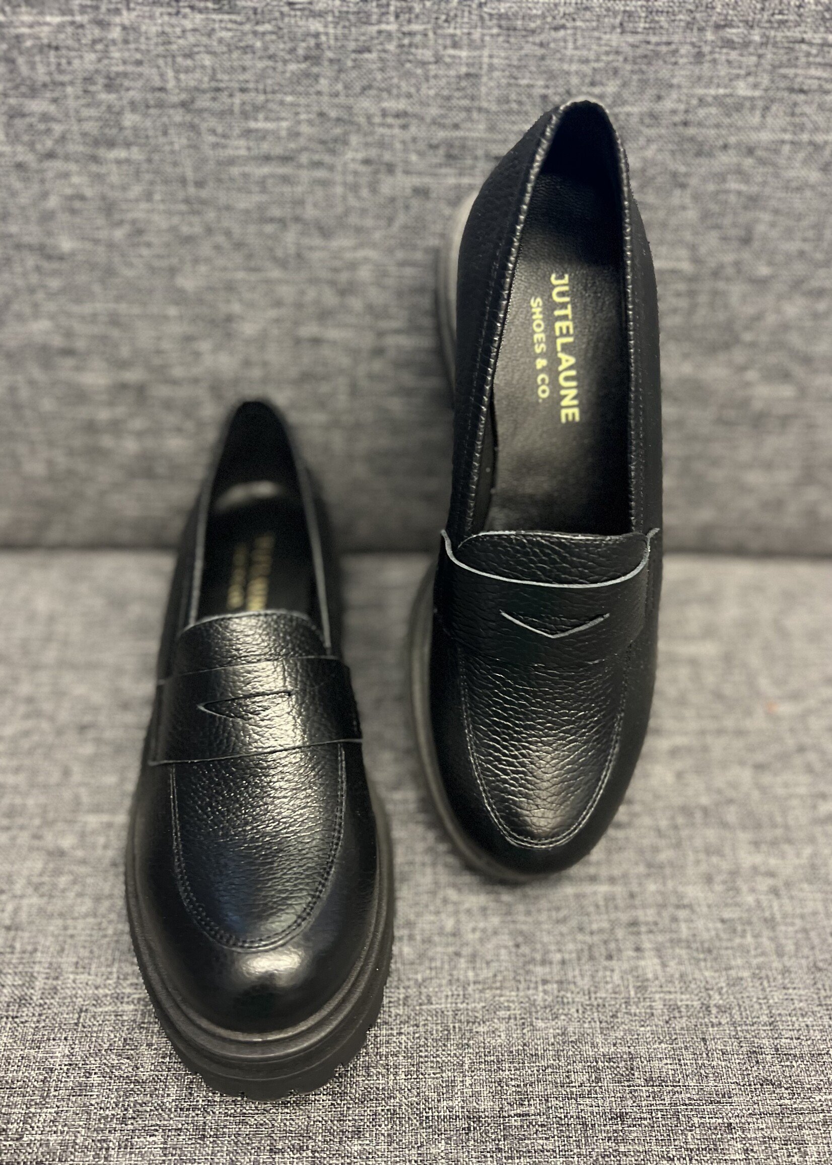 LeBLANC finds RIO Leather Loafer