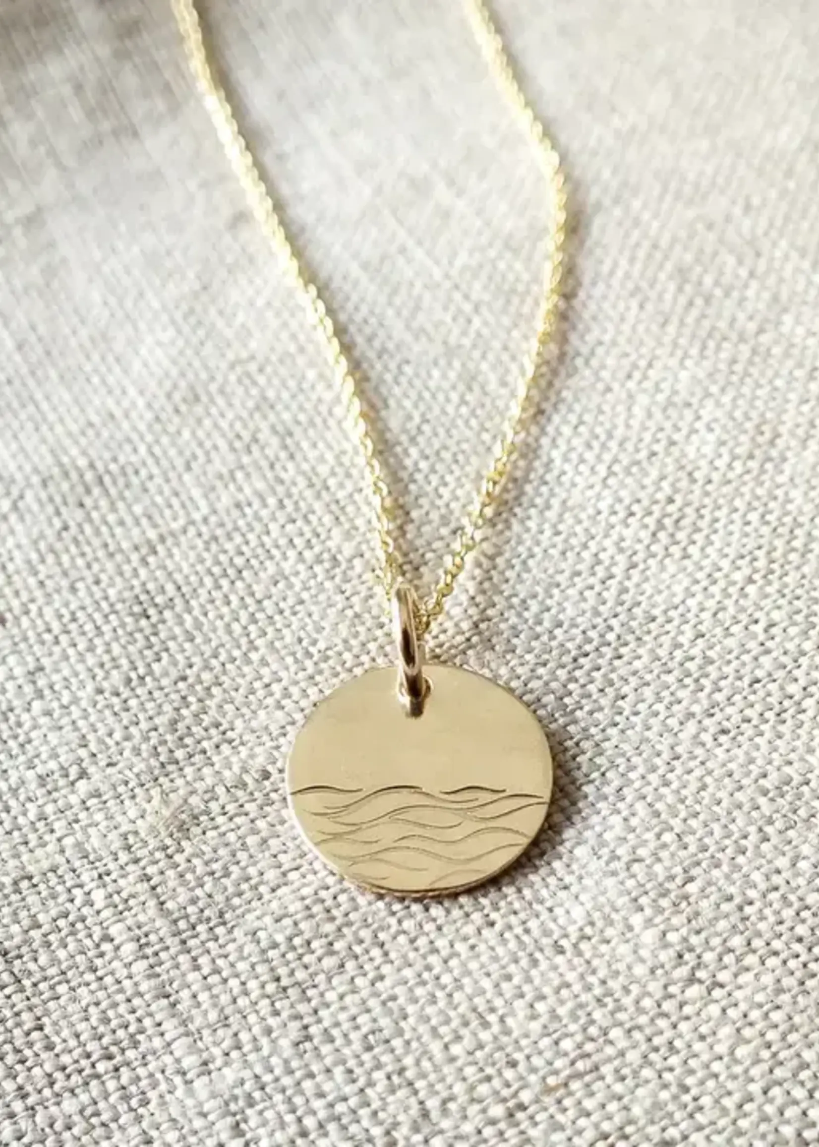 BECOMING JEWELRY The sea necklace - Gold fill 18"