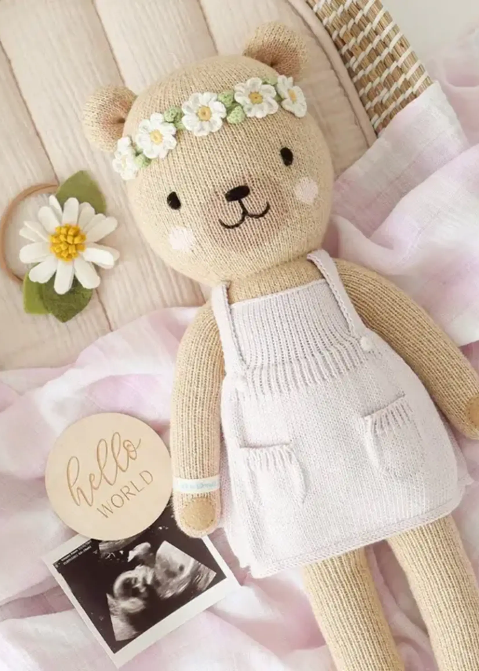 cuddle + kind OLIVIA the honey bear, 20"