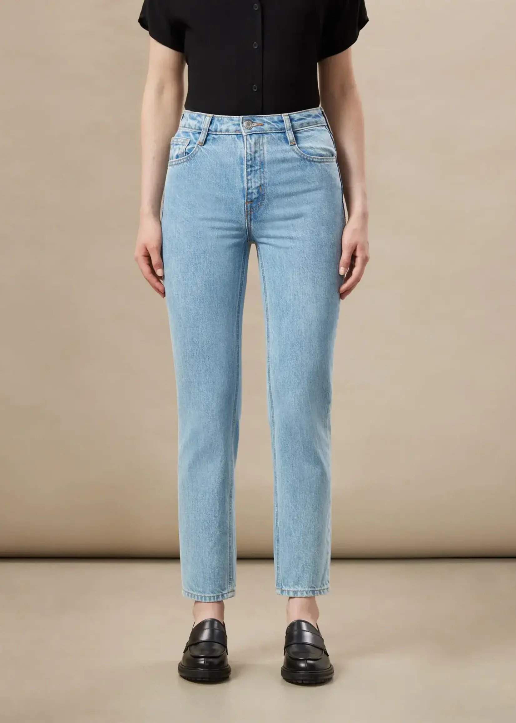 Frank And Oak Stevie High Rise Tappered Jean