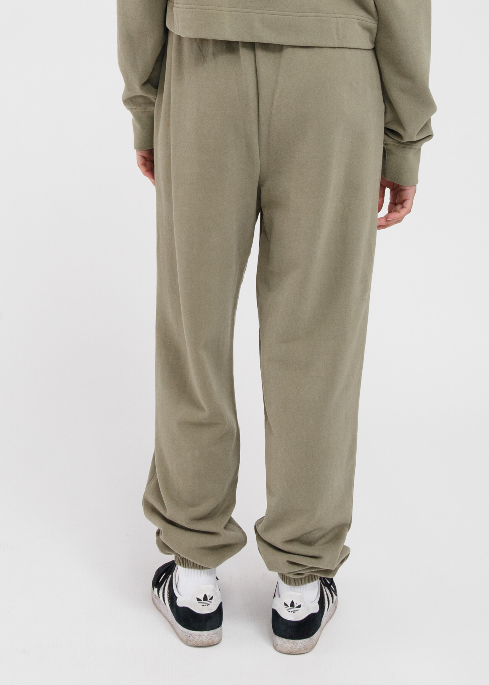 BRUNETTE  the label Best Friend Jogger
