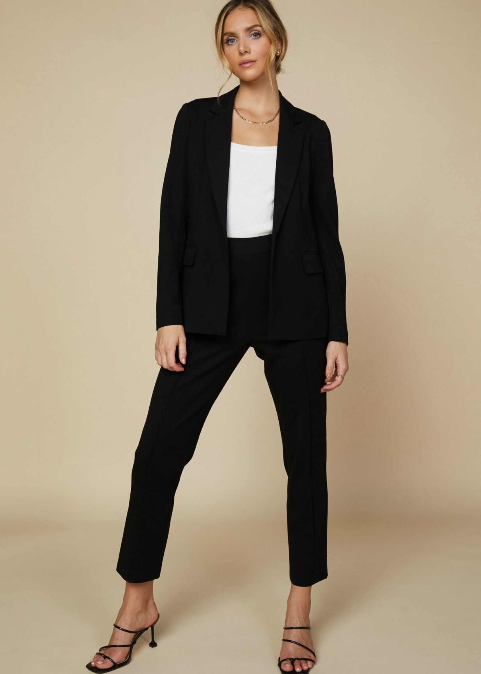 SKIES ARE BLUE Knit Tailored Blazer