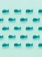 SUGARFINA Baby whales - small