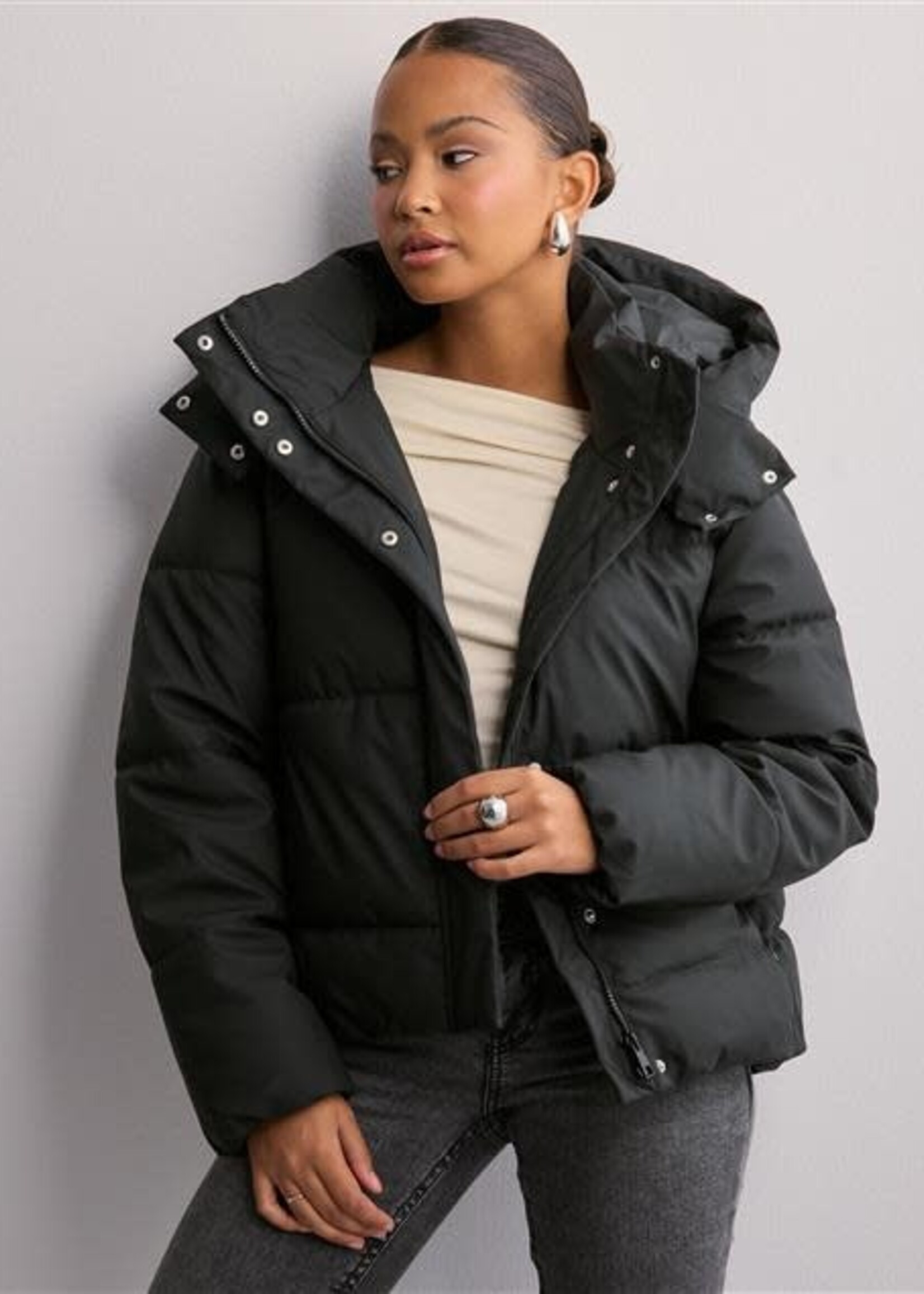 VERO MODA VMGRETAKYLIE SHORT COATED JACKET NOOS