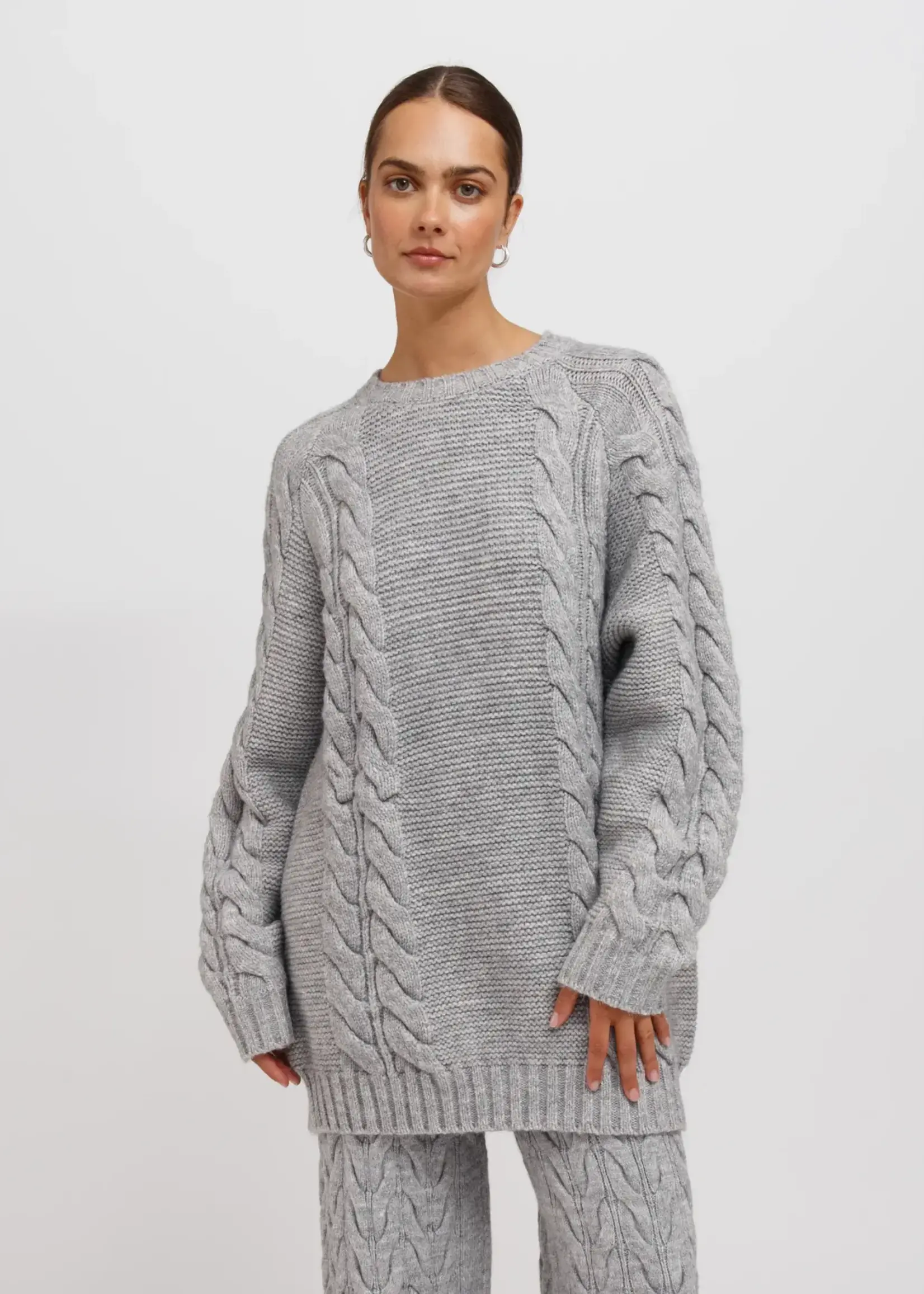 BRUNETTE  the label ADELE CABLE KNIT BIG SISTER SWEATER