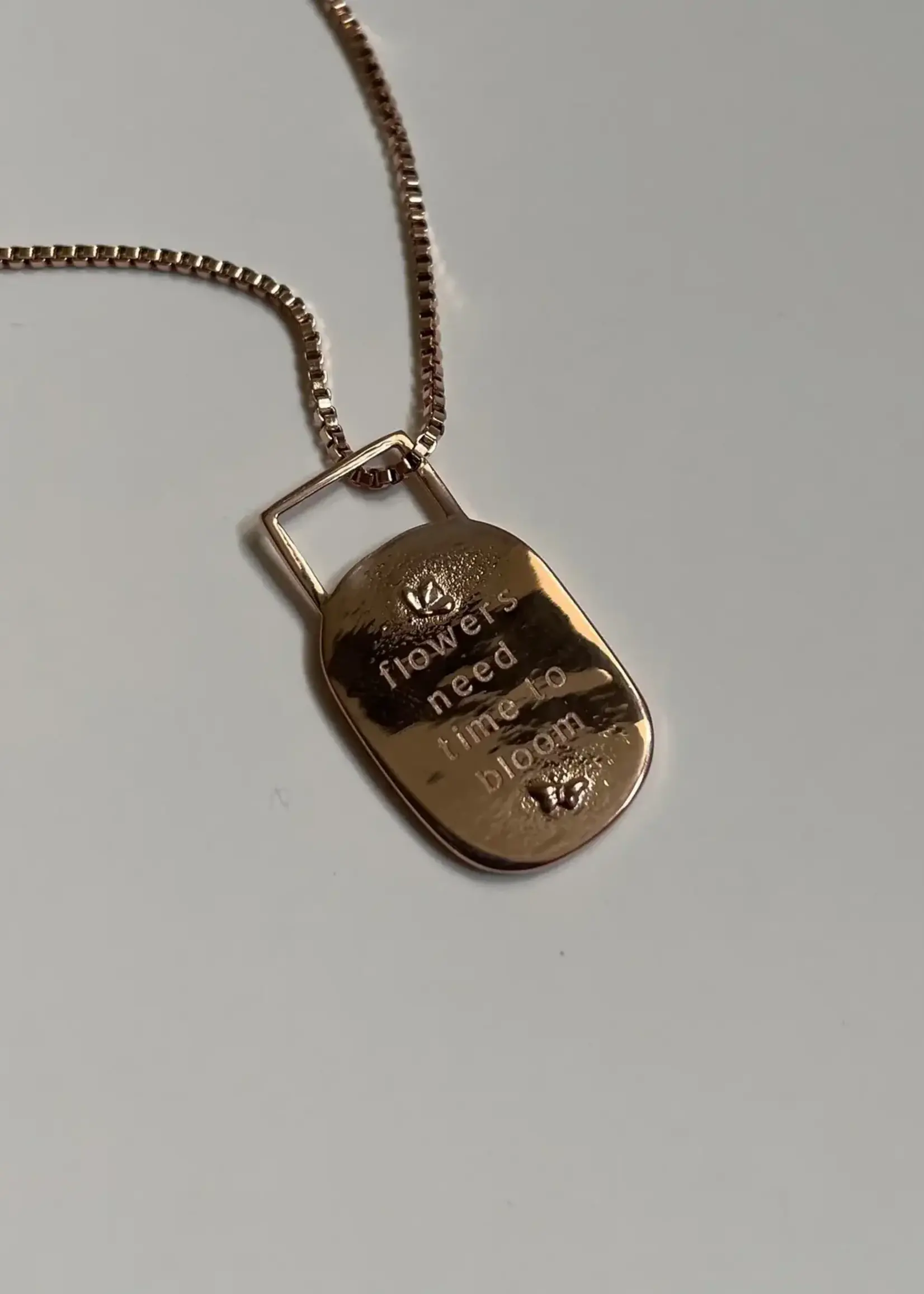 NAMASTE JEWELRY Bloom Affirmation Necklace