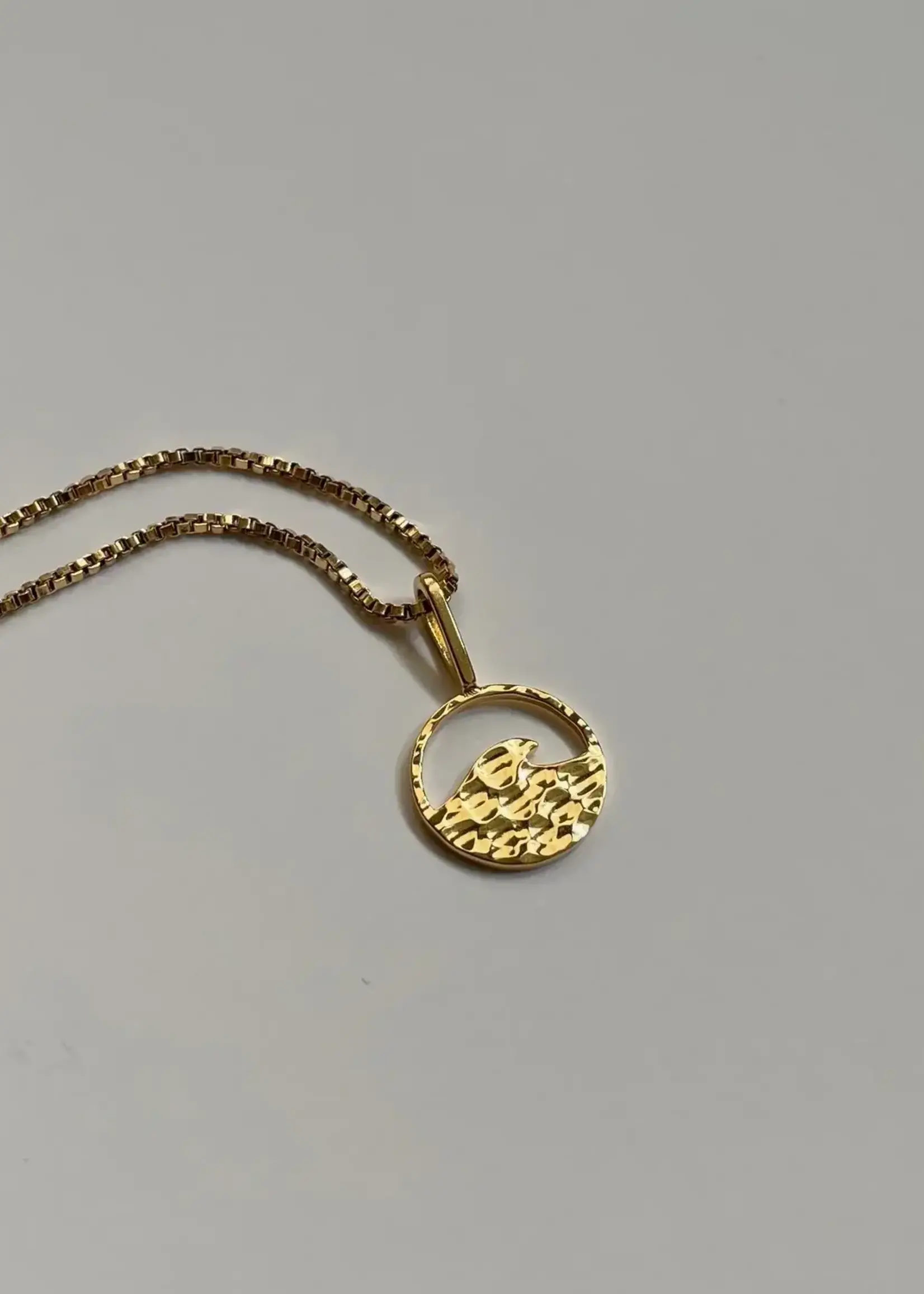 NAMASTE JEWELRY Wave Necklace