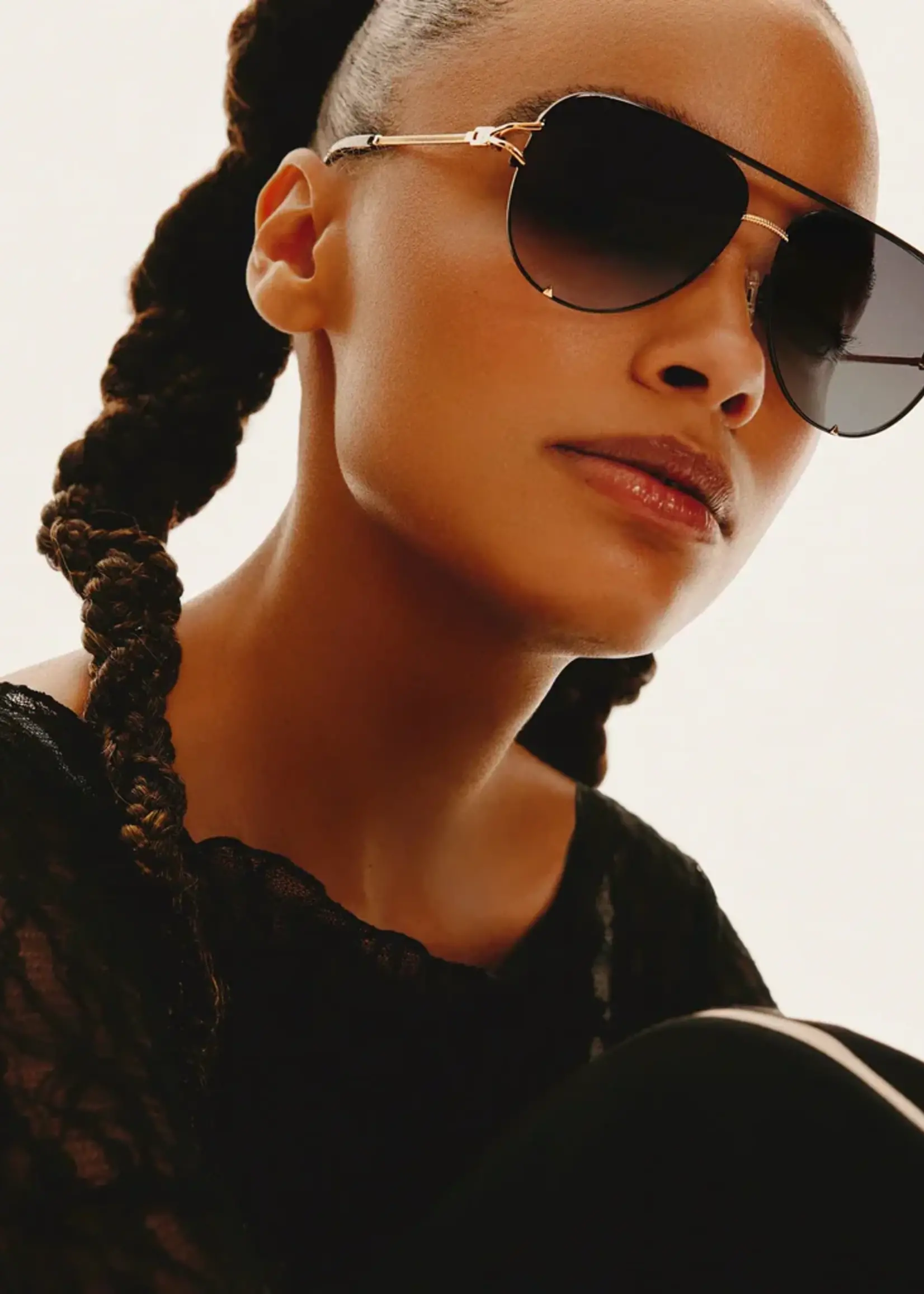 QUAY HIGH KEY TWIST, sunglasses, BLACK/GOLD