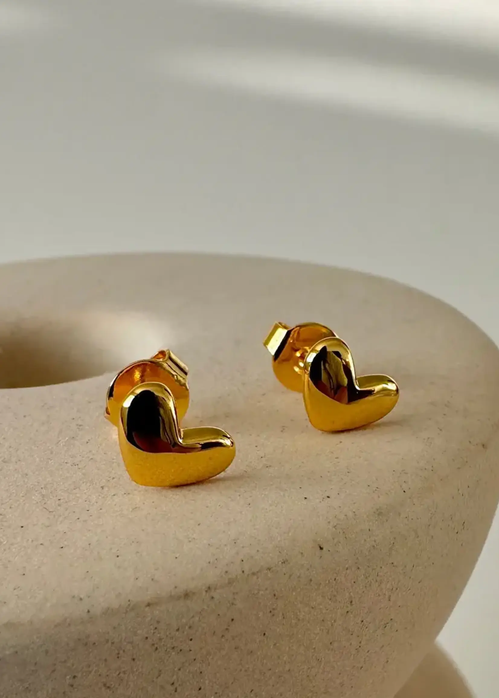 NAMASTE JEWELRY HEART STUDS