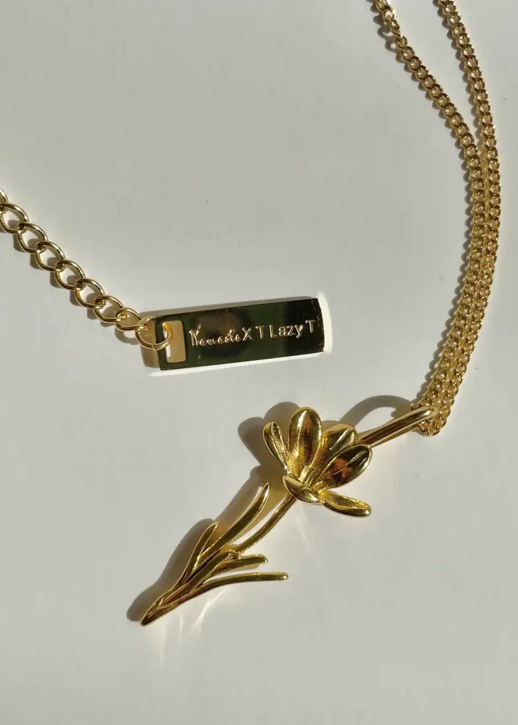 NAMASTE JEWELRY Crocus Necklace