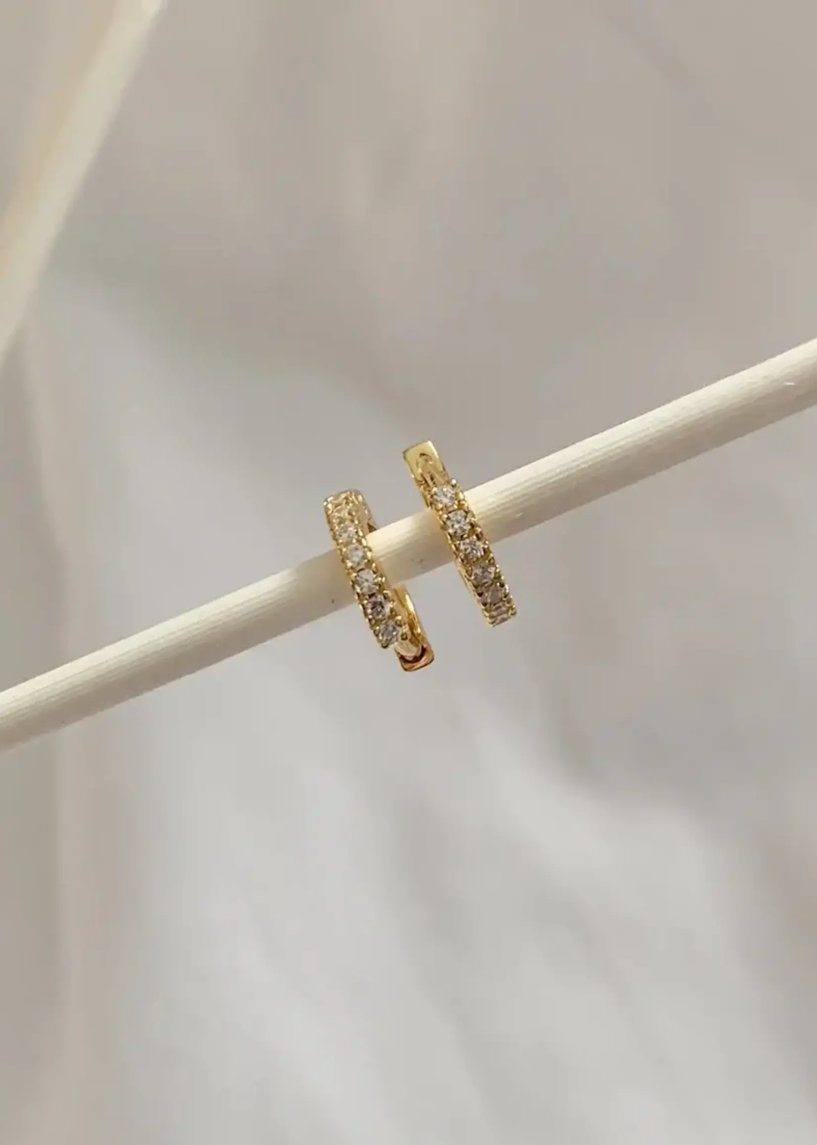 NAMASTE JEWELRY Tara Huggies