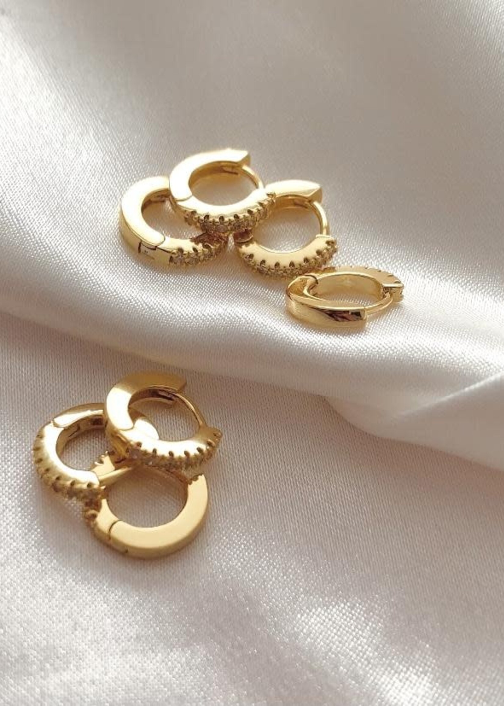 NAMASTE JEWELRY Tara Huggies