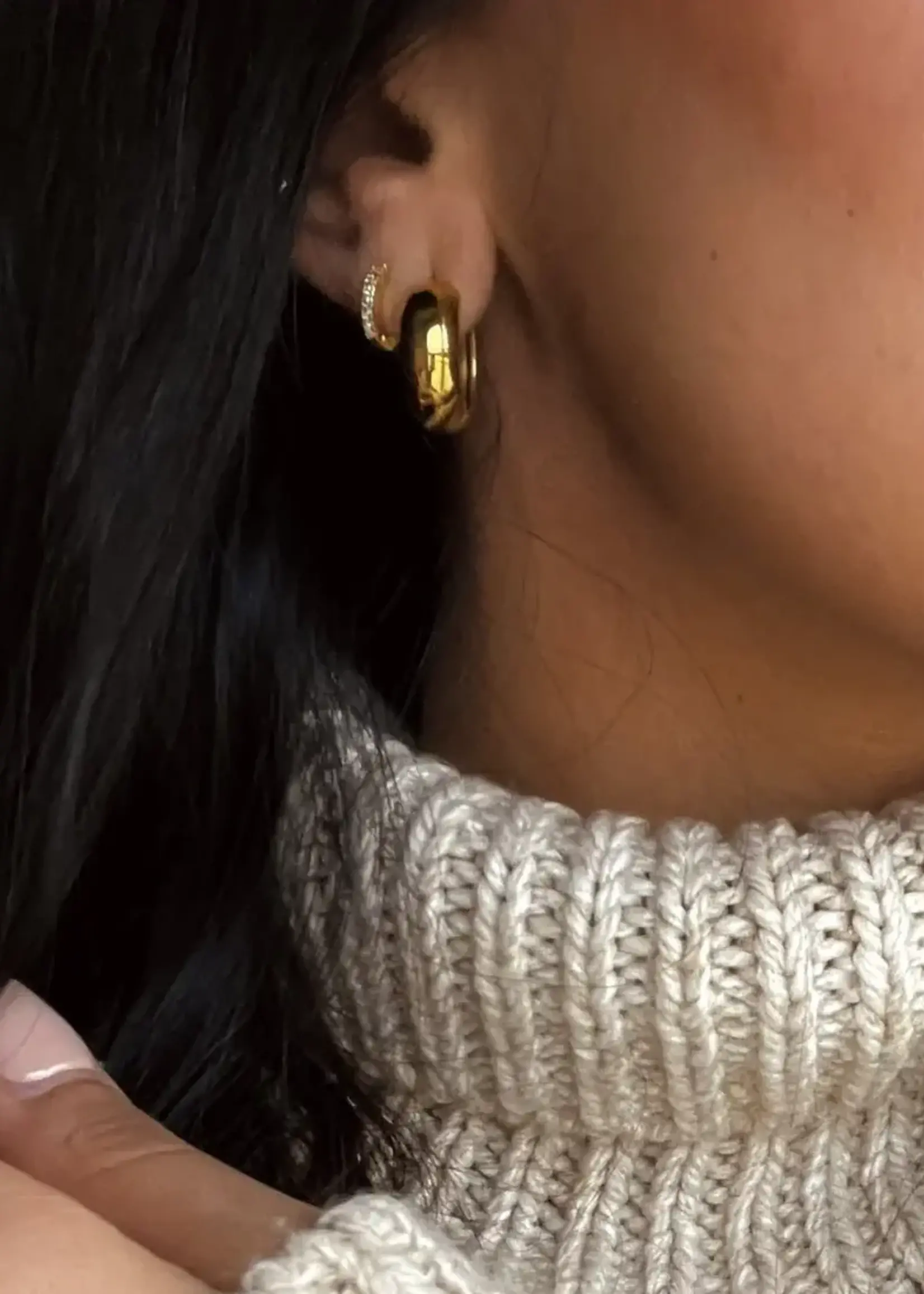 NAMASTE JEWELRY Tara Huggies