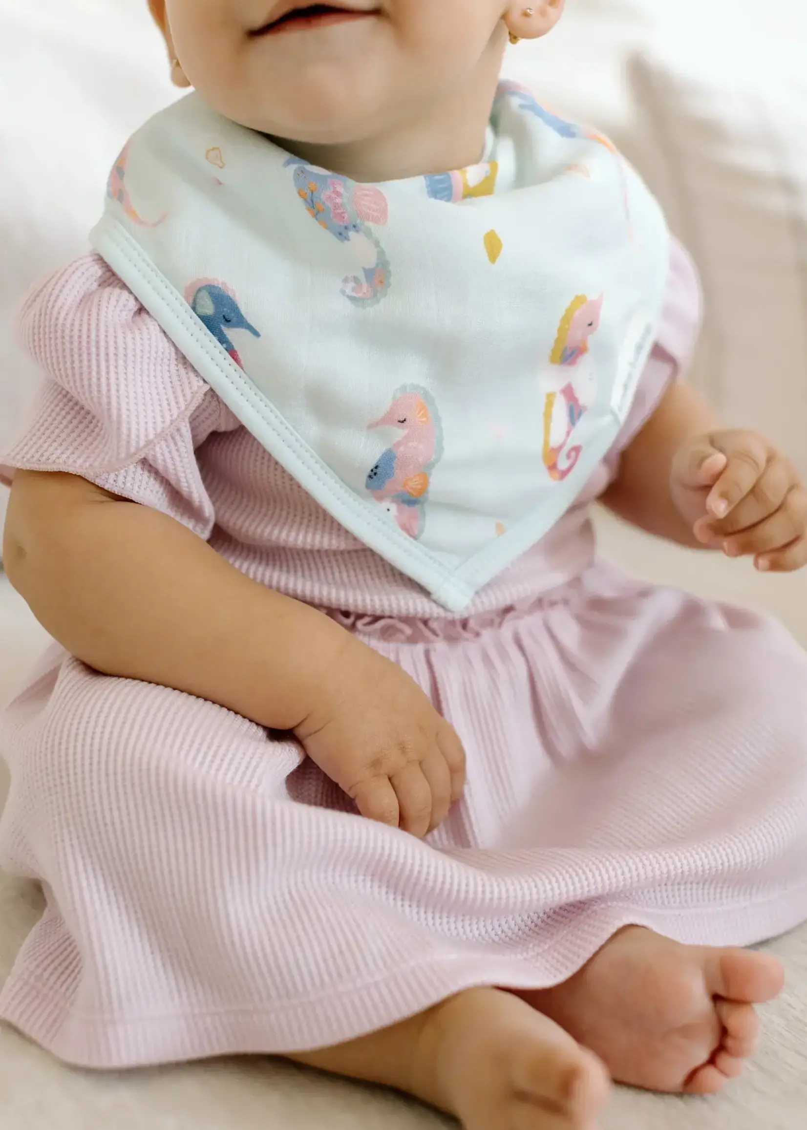 LOULOU LOLLIPOP Muslin Bandana Bib Set - Painterly Seahorse
