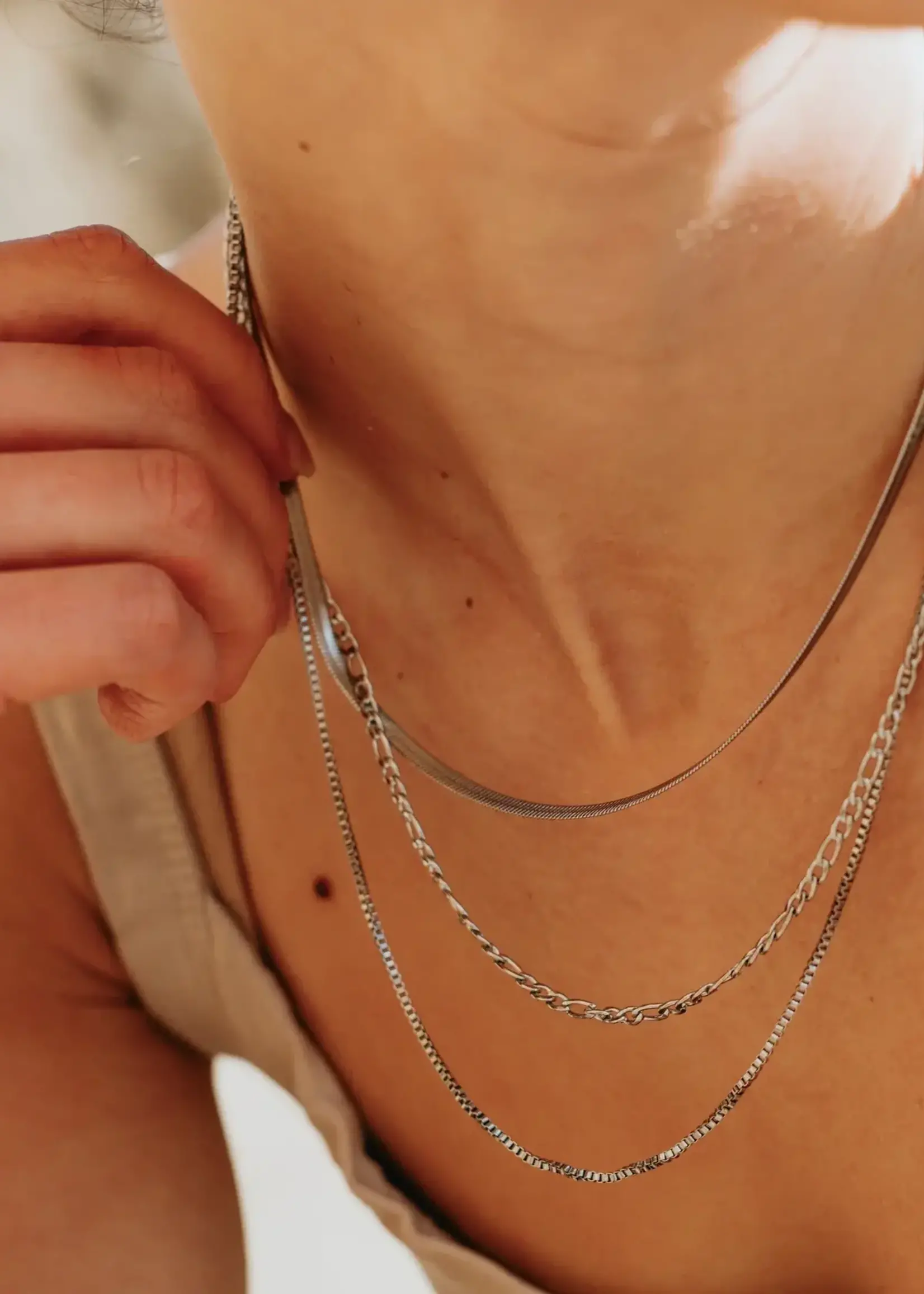 NAMASTE JEWELRY Shaylene Three Layer Necklace, SILVER