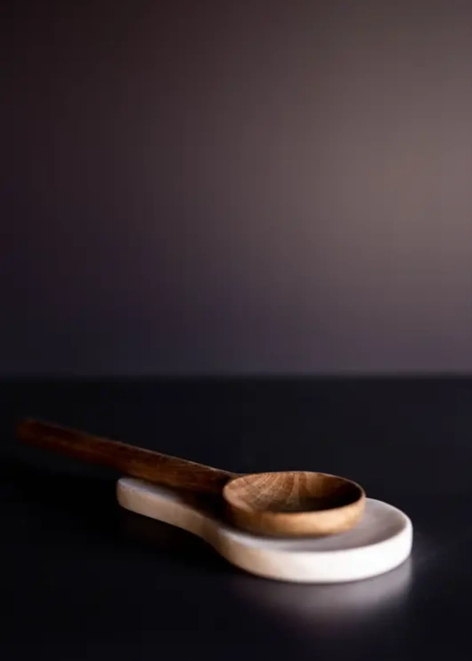 LUXE B CO Hand Cut Marble Spoon Rest