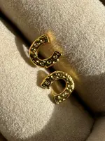 NAMASTE JEWELRY Mini Horseshoe Studs - GOLD