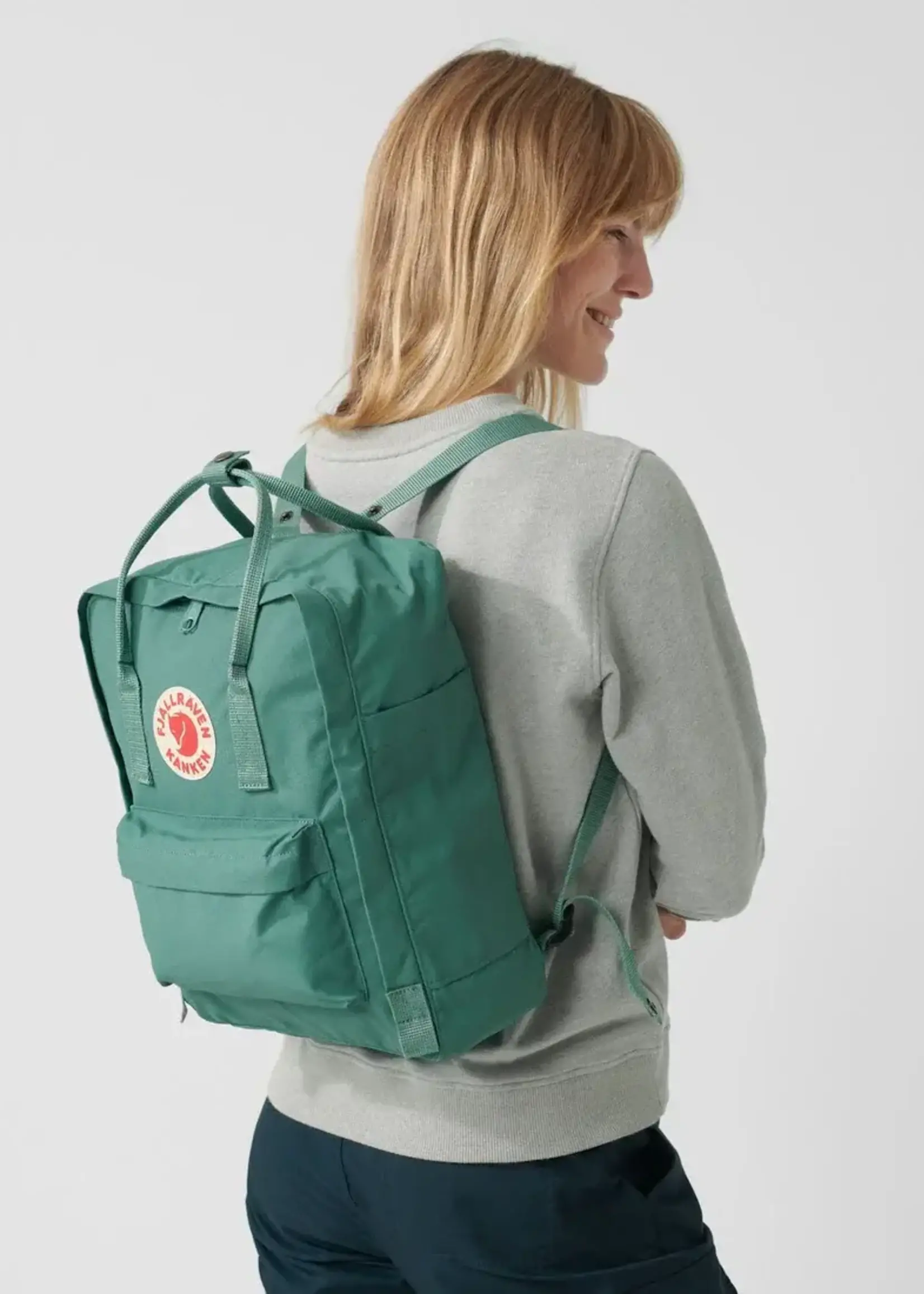 FJALL RAVEN Kanken Backpack - Frost Green