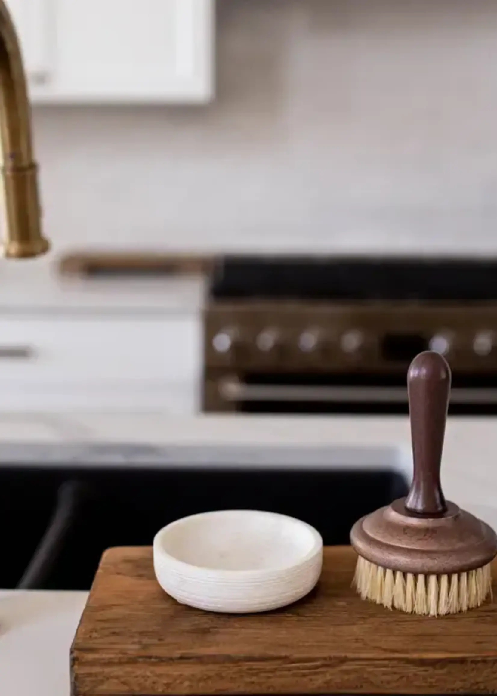 LUXE B CO Marble Soap & Brush Holder