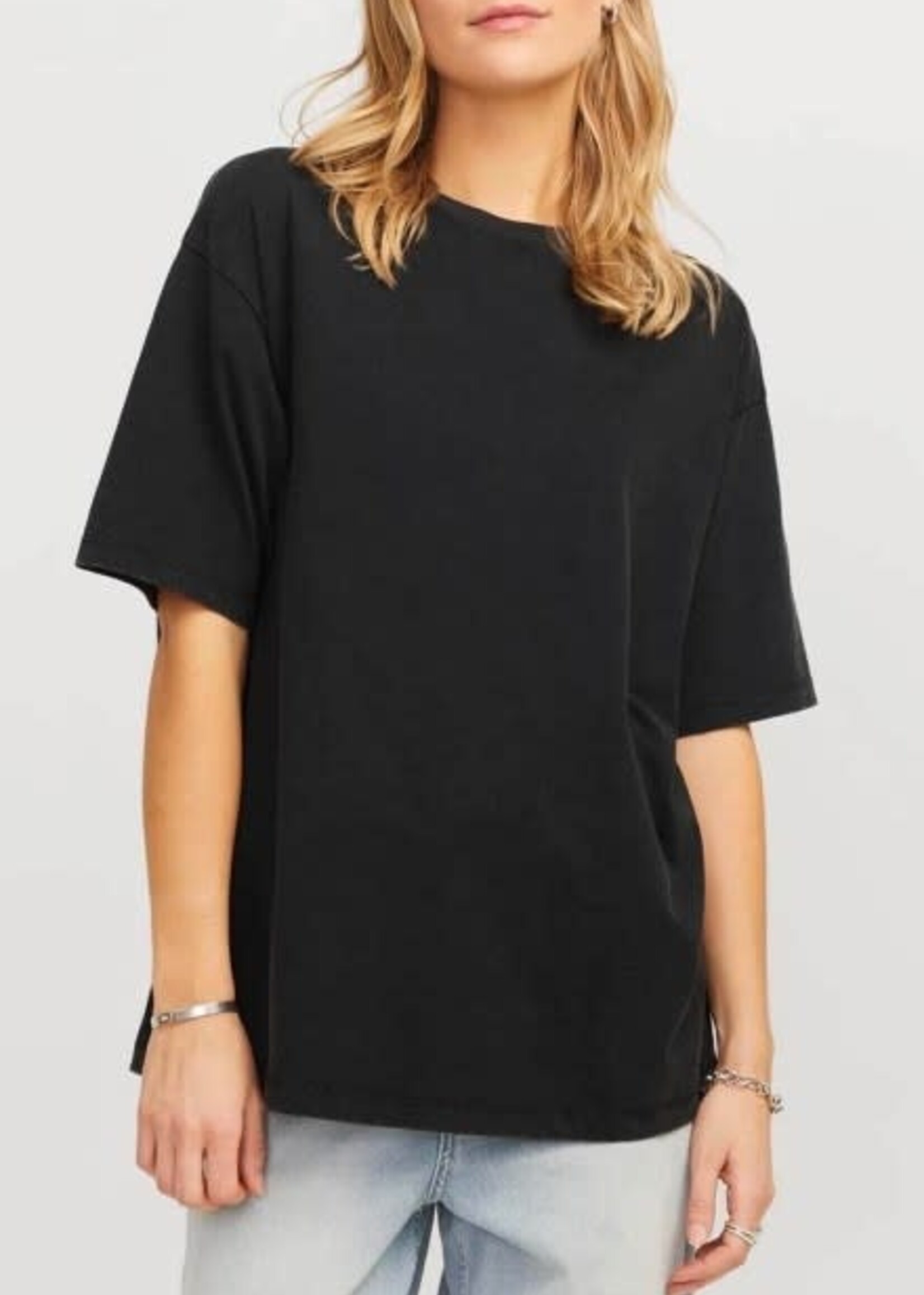 JJXX The Andrea Tee