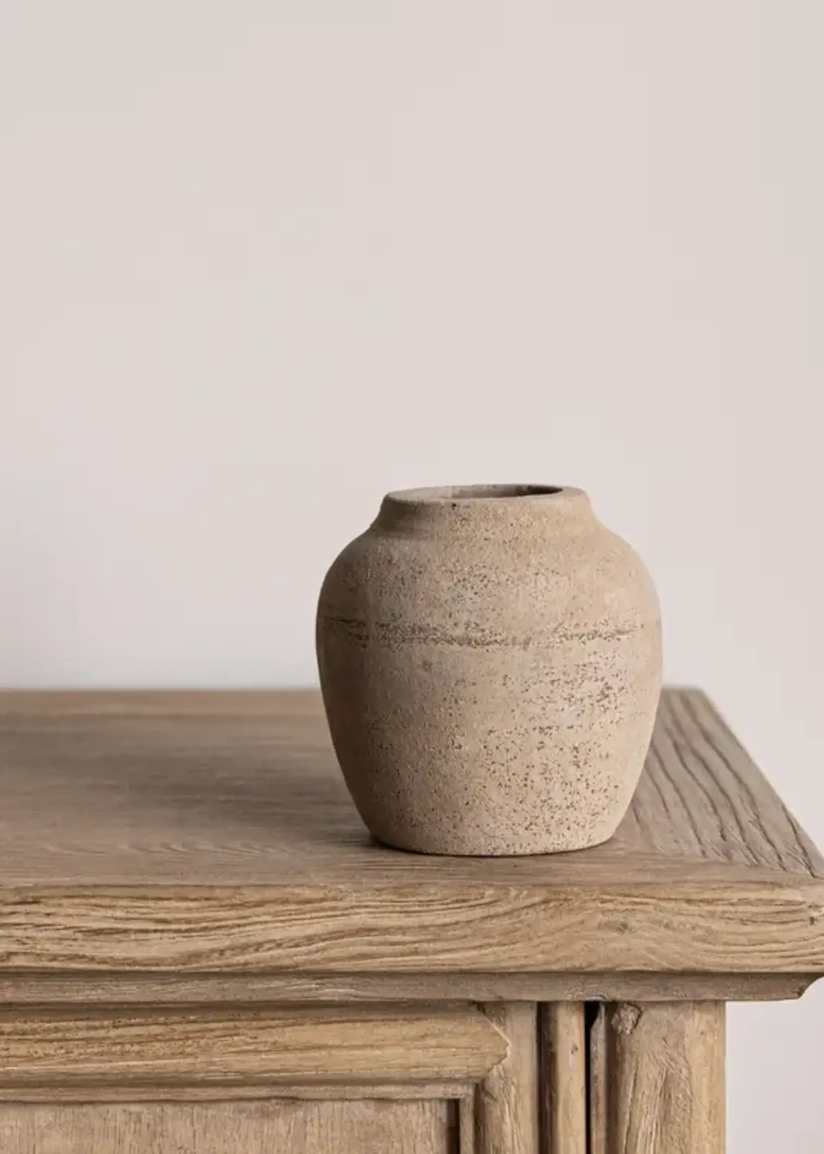 LUXE B CO Lucas Light Wash Round Vase -  SMALL