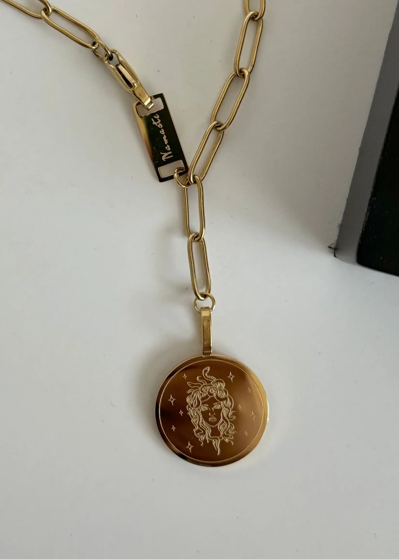 NAMASTE JEWELRY Medusa Necklace -  GOLD
