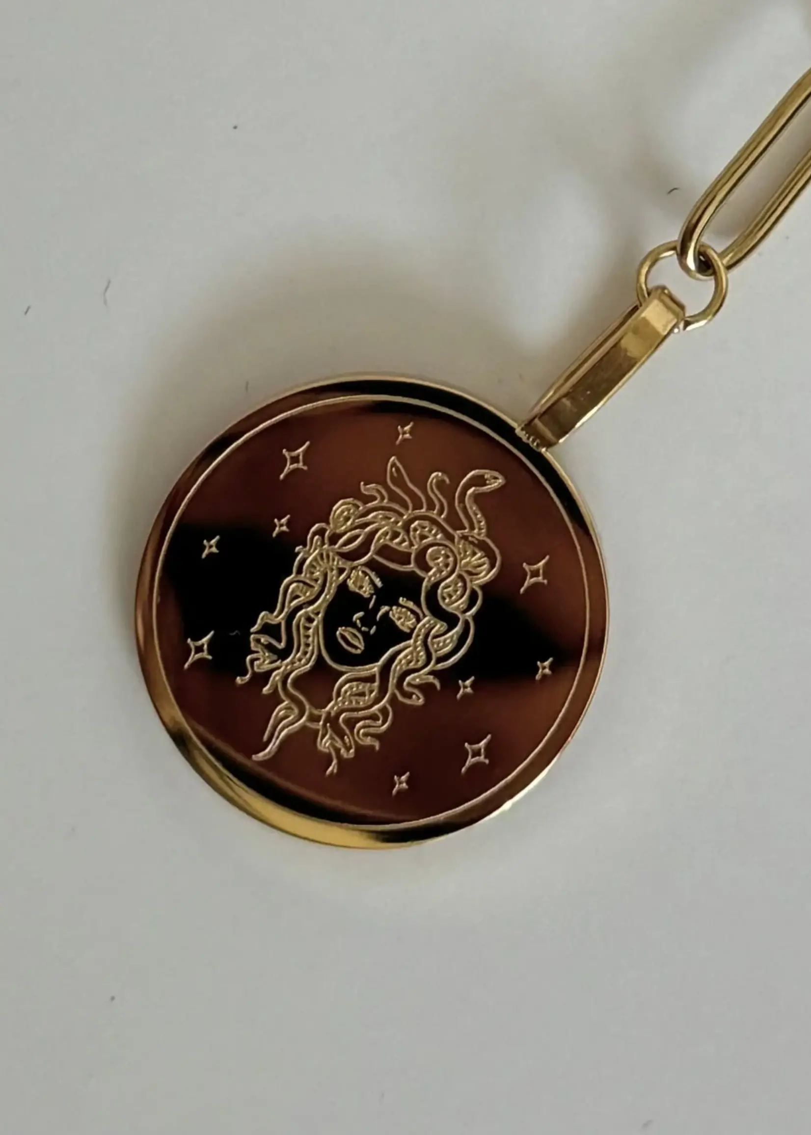 NAMASTE JEWELRY Medusa Necklace -  GOLD