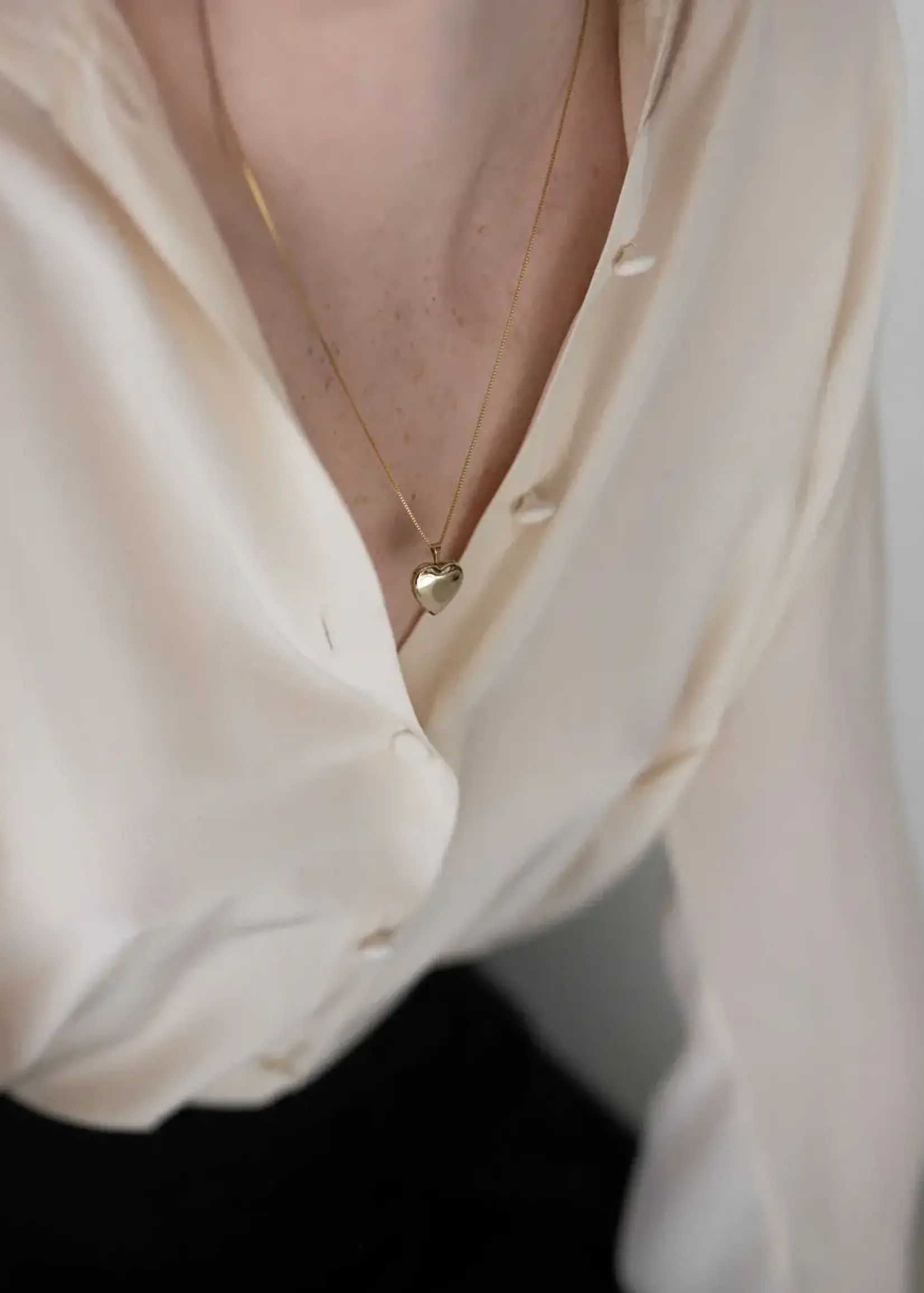 Lisbeth Classic Heart Locket