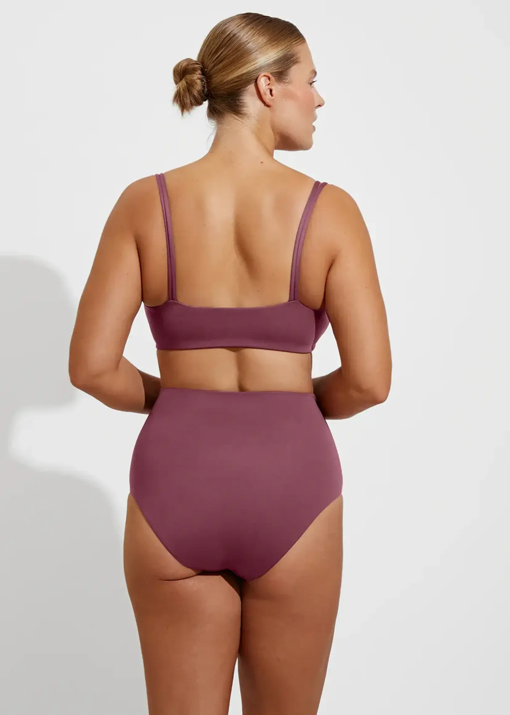 LEFT ON FRIDAY Pool Days Top D+