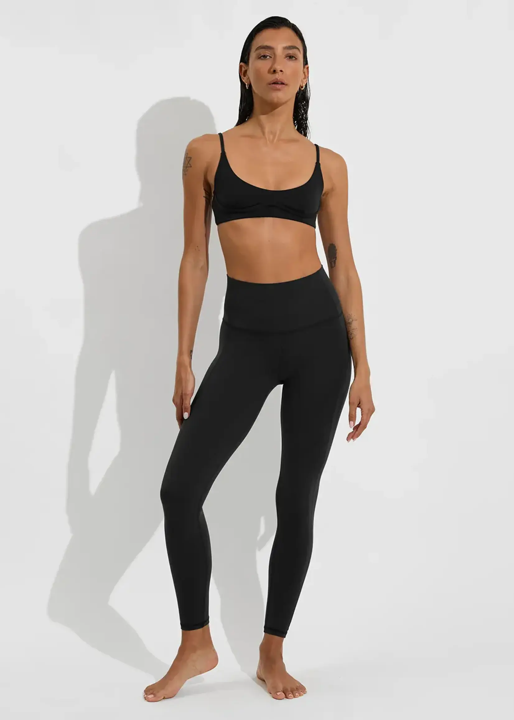 LEFT ON FRIDAY Super Moves Tight