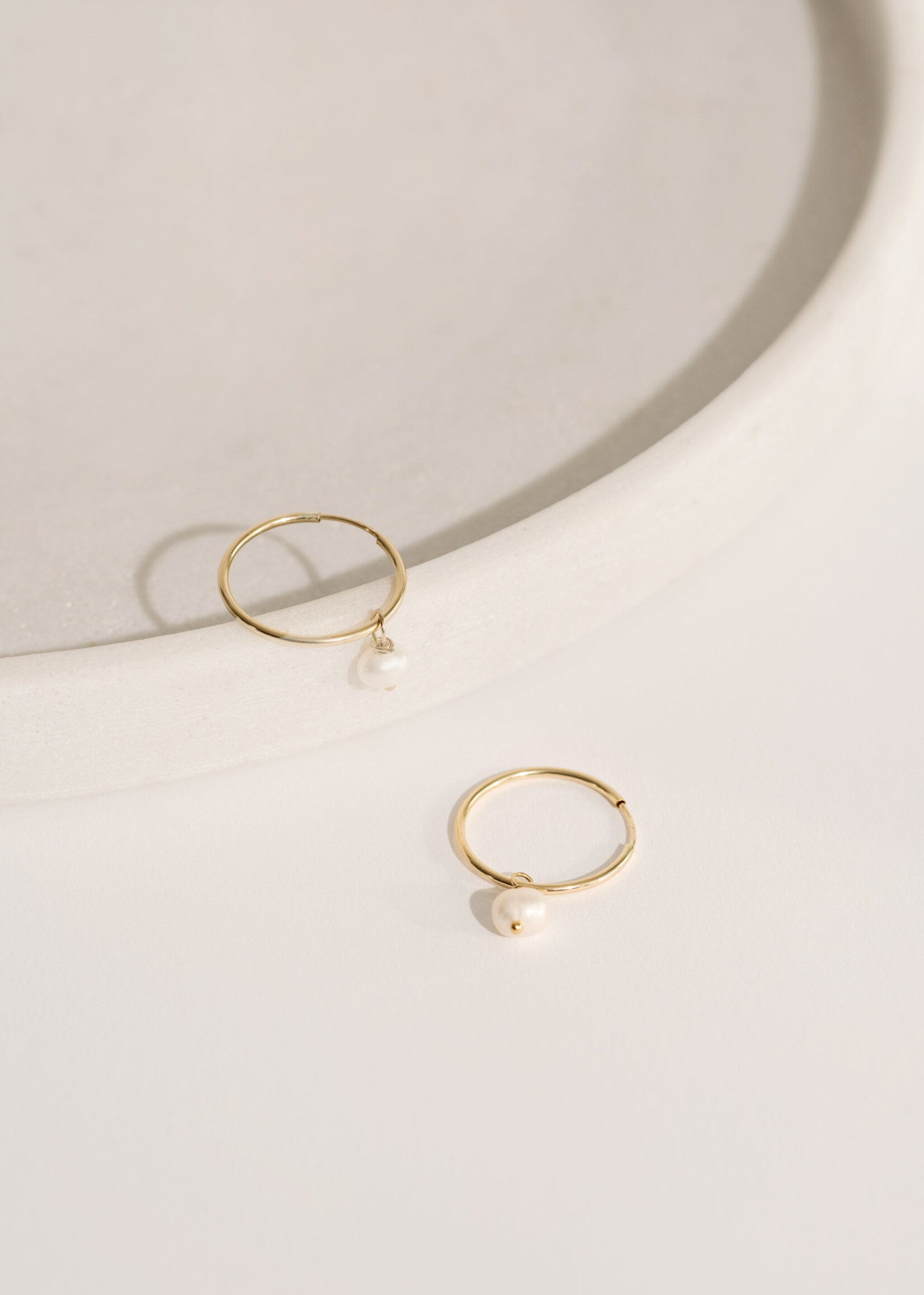 Kali & Sun Endless Pearl Hoops