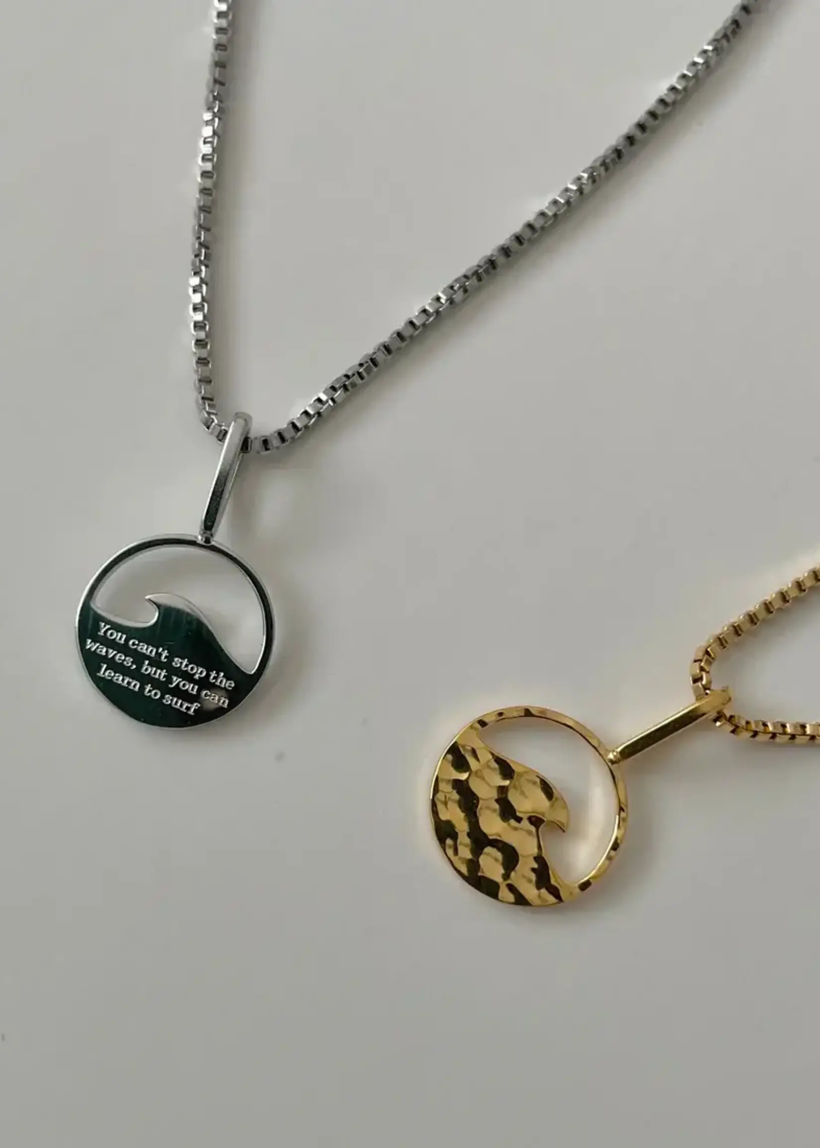 NAMASTE JEWELRY Wave Necklace, SILVER